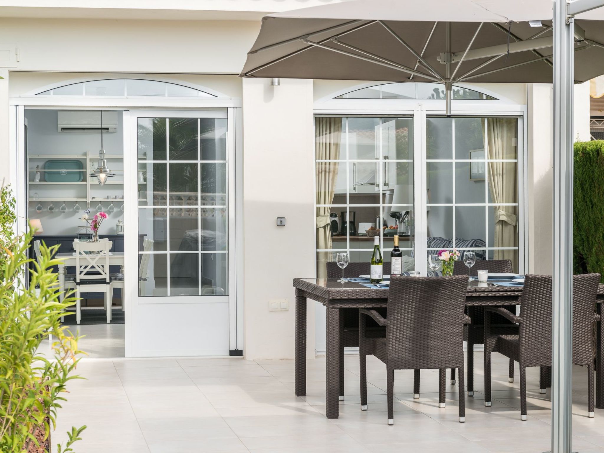 Mit Garten, Grill und Terrasse