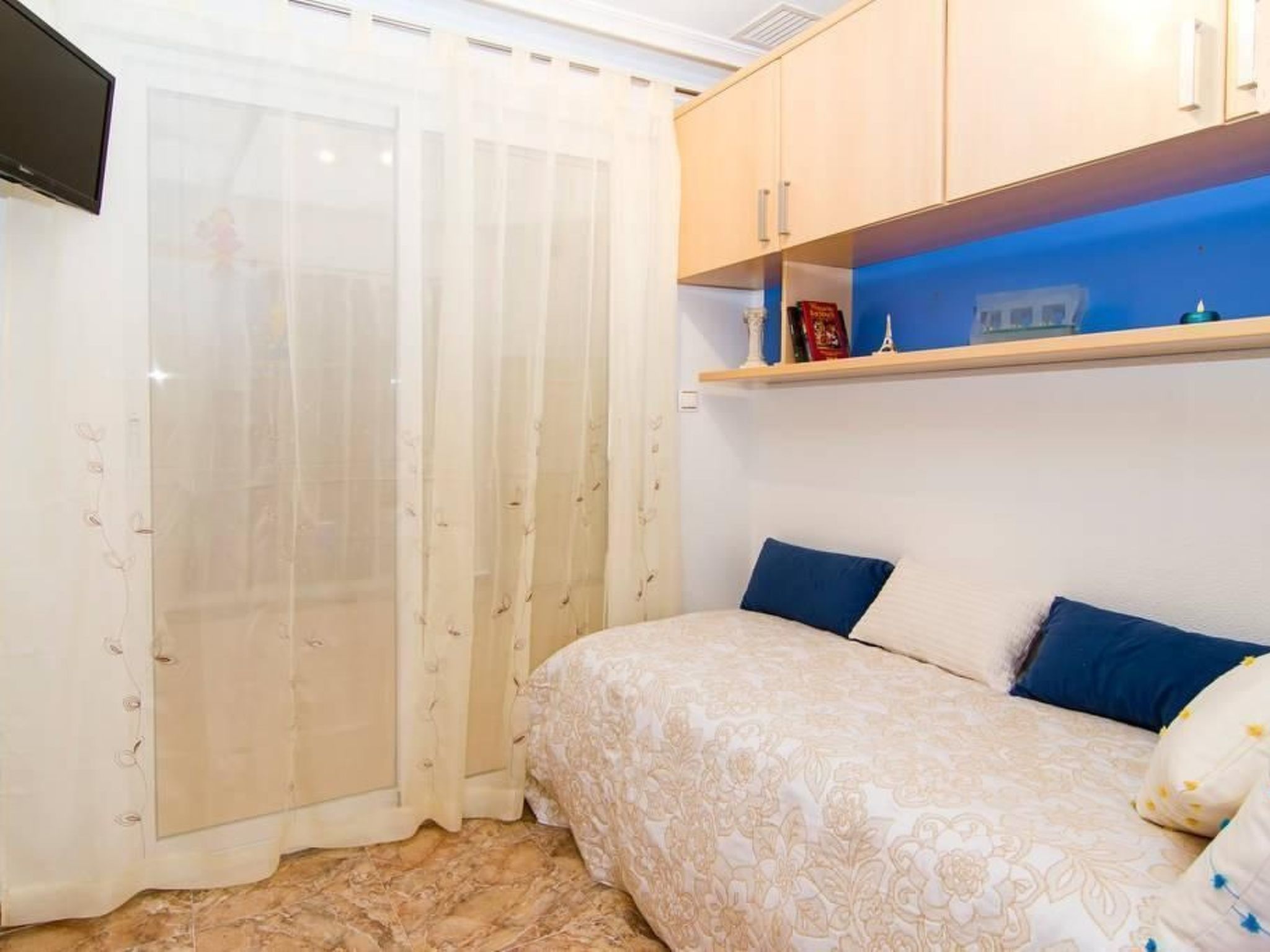 Yovalutres mit privatem Pool-Binnen