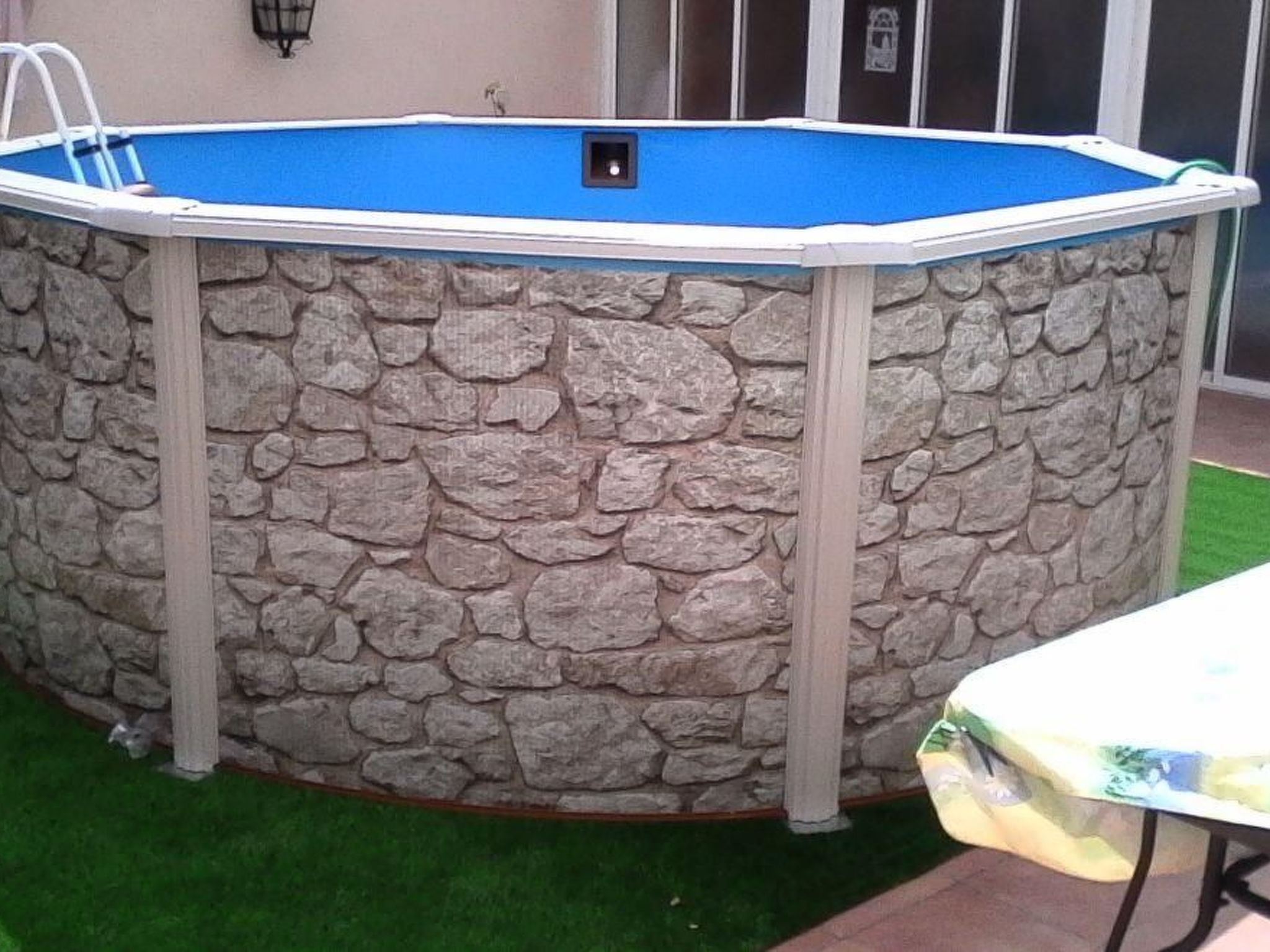 Yovalutres mit privatem Pool