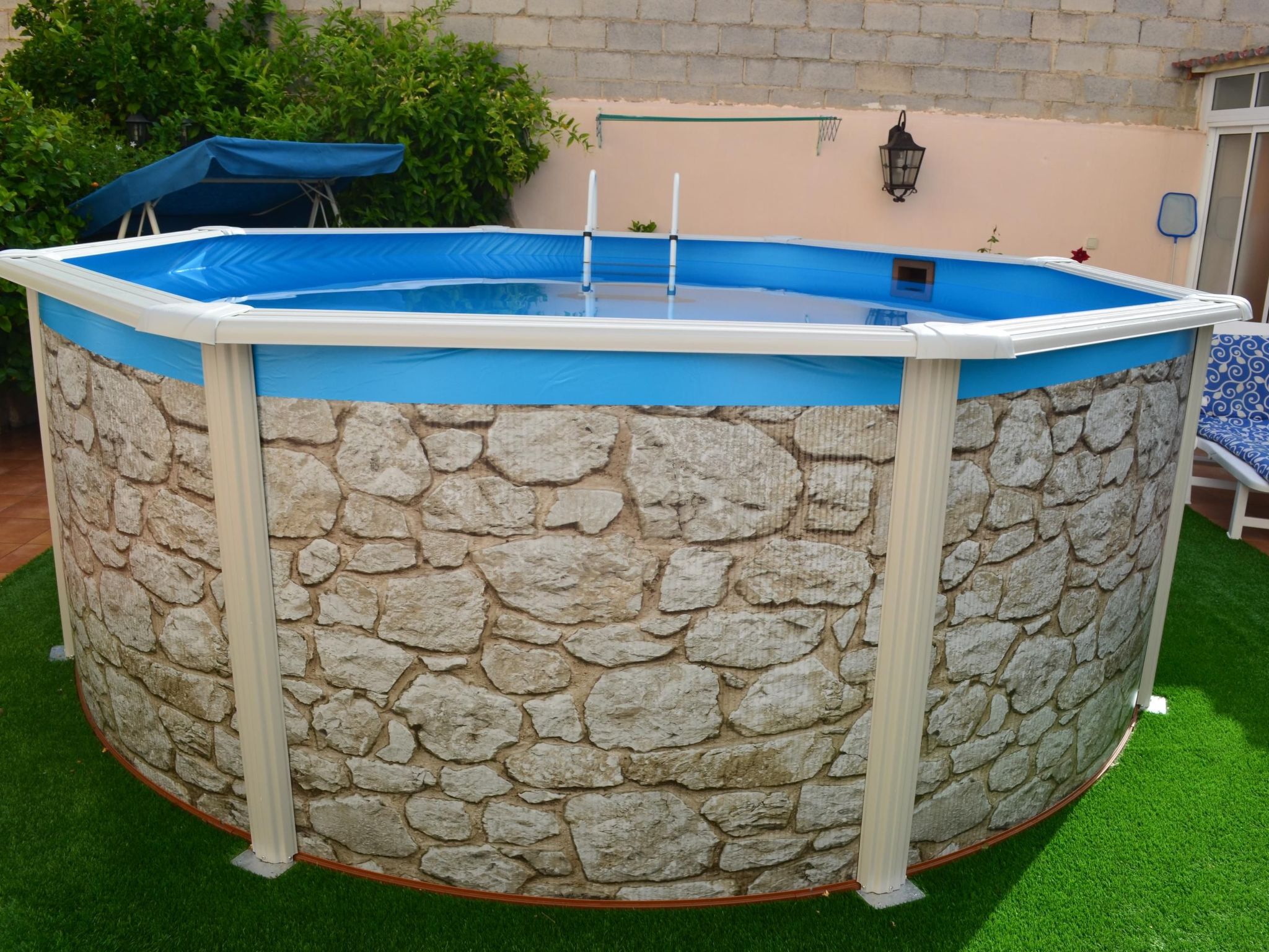 Yovalutres mit privatem Pool