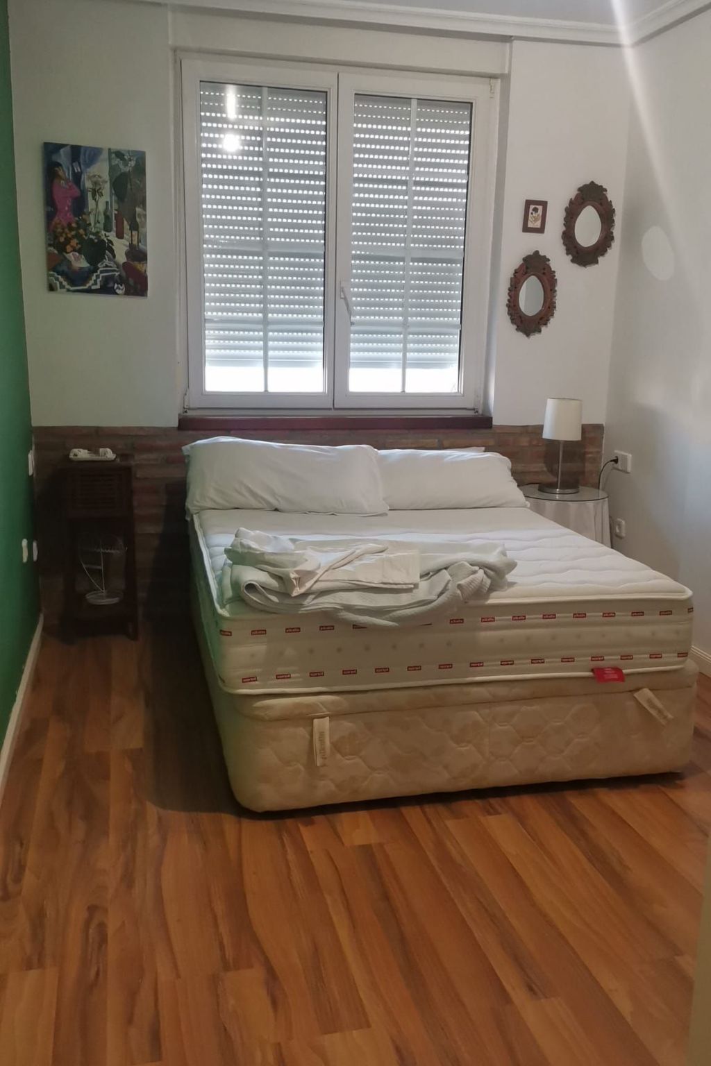 Penthouse mit drei Schlafzimmern in der Nähe von natürlichen Schwimmbädern-Binnen