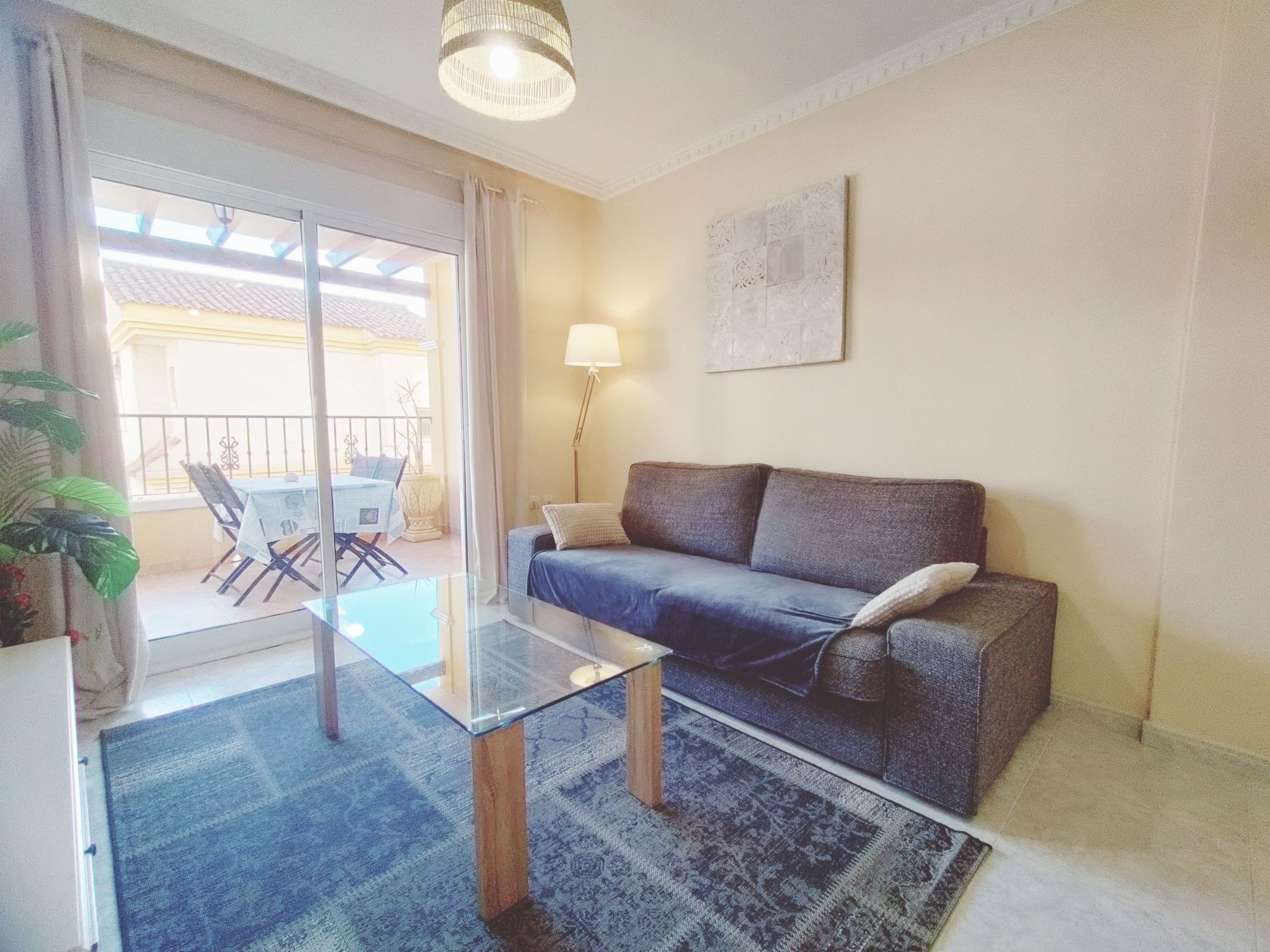 Unknown Accommodation - Binnen