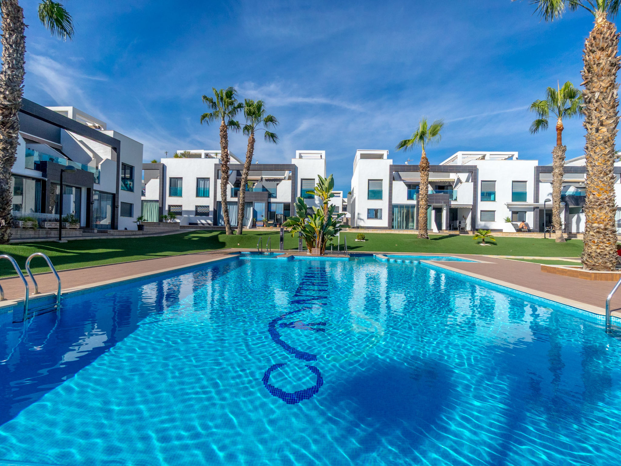 Oasis Beach II-Outside