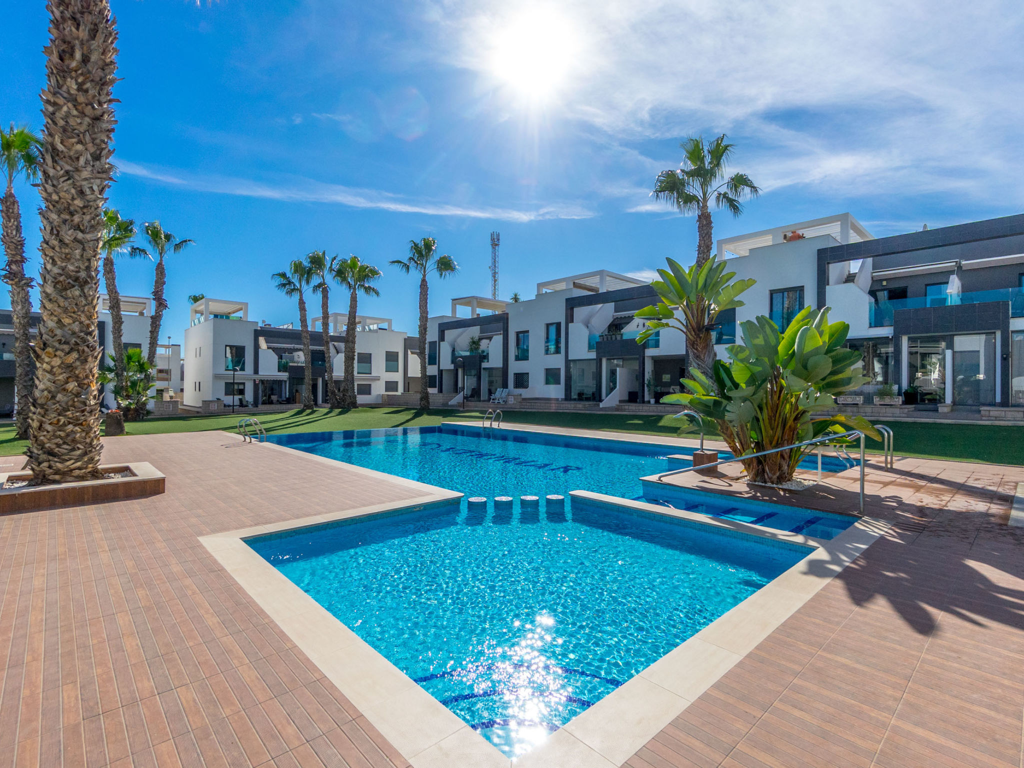 Oasis Beach II-Outside