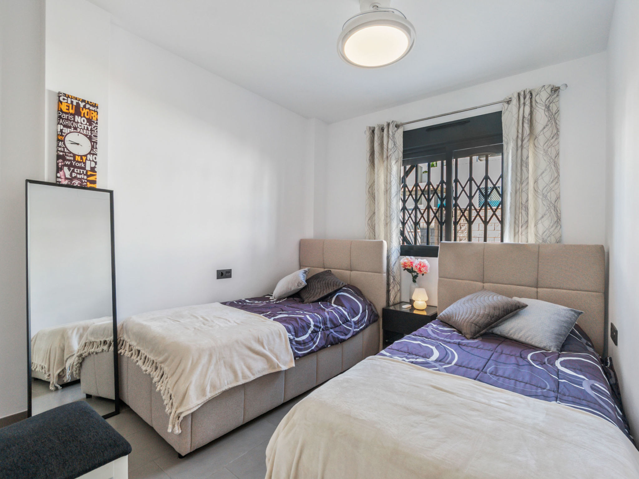 Oasis Beach II-Inside