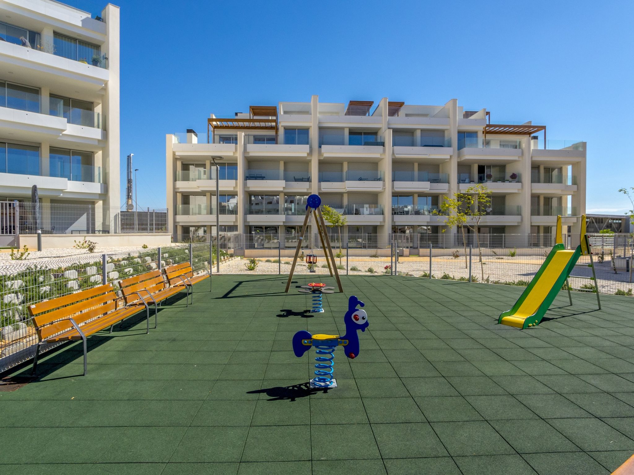 Appartement Ema Residencial 63 – Piscine extérieure, photo 34 sur 39