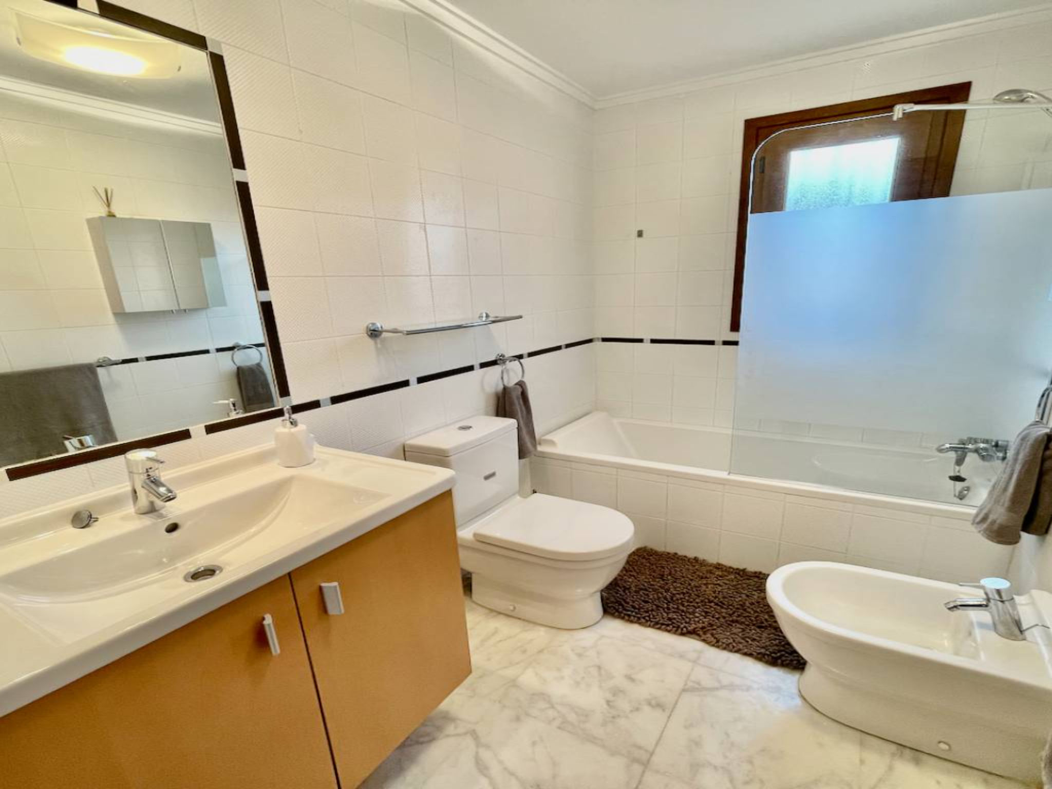 La Finca Frontline-Binnen