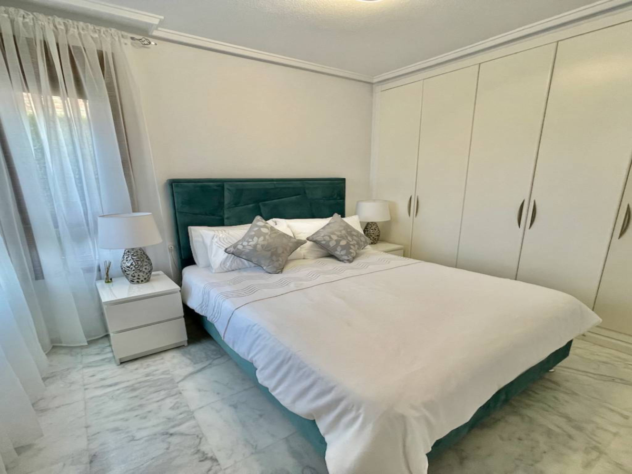 La Finca Frontline-Binnen