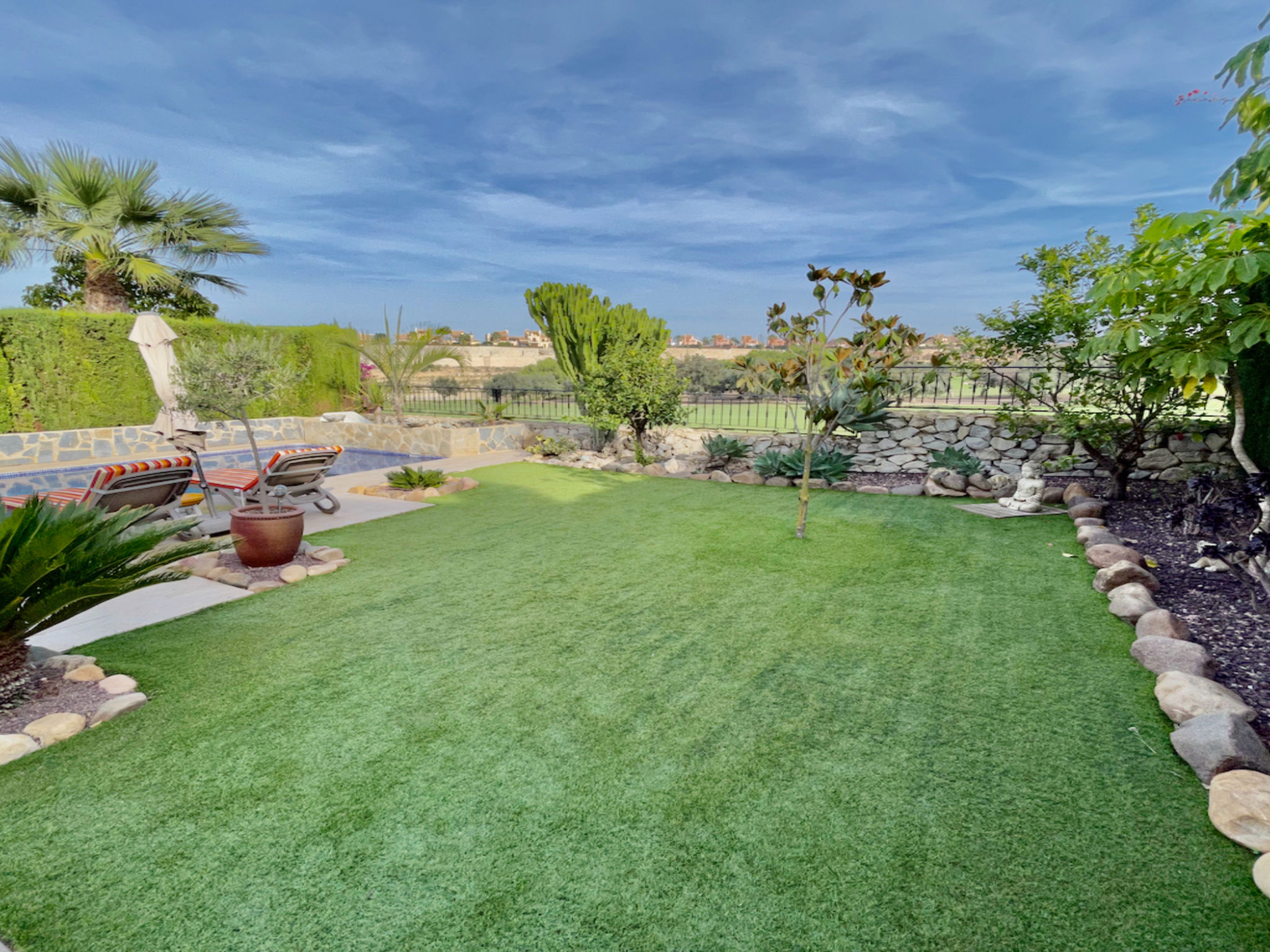 La Finca Frontline-Buiten