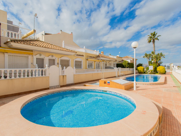 Search and Stay destination Los Alcázares, MC - Spain from AU$ 145. Tista