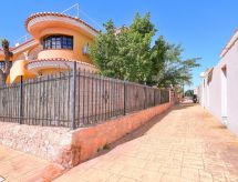 Sfeervol appartement in El Carmoli op 250m van de Middellandse Zee - thumbnail 2