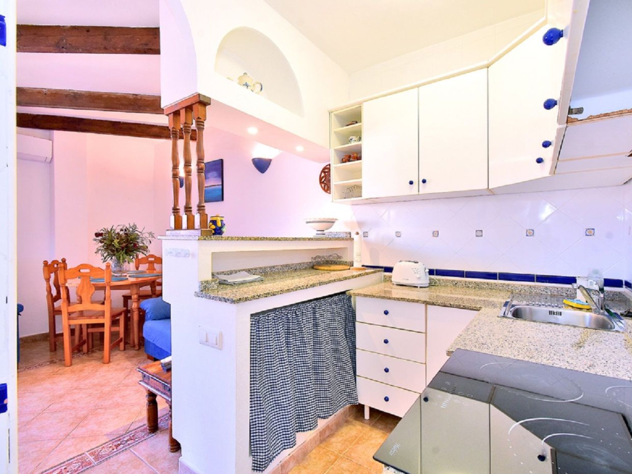 ADELFAS II - 11-Binnen