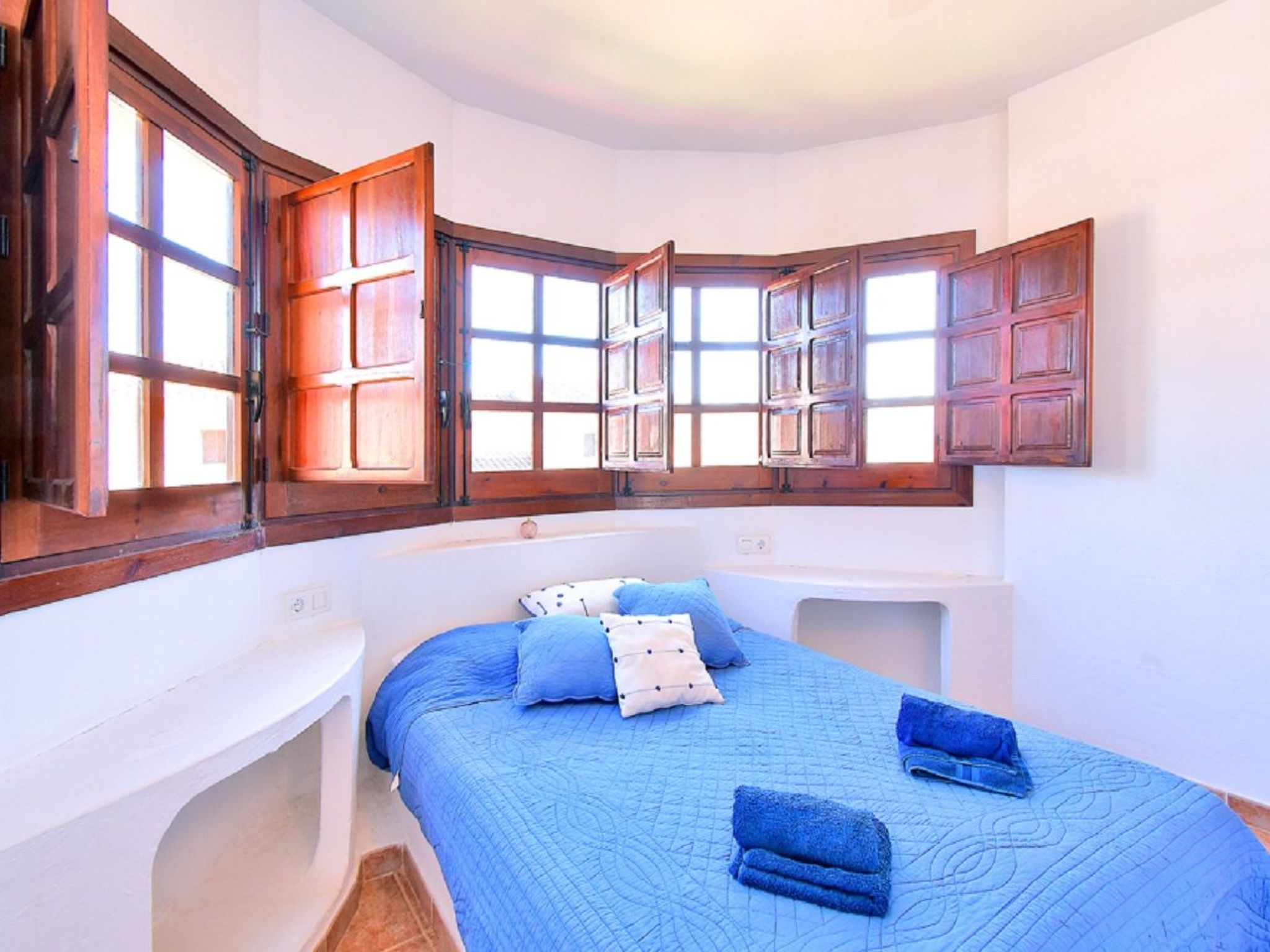 ADELFAS II - 11-Binnen