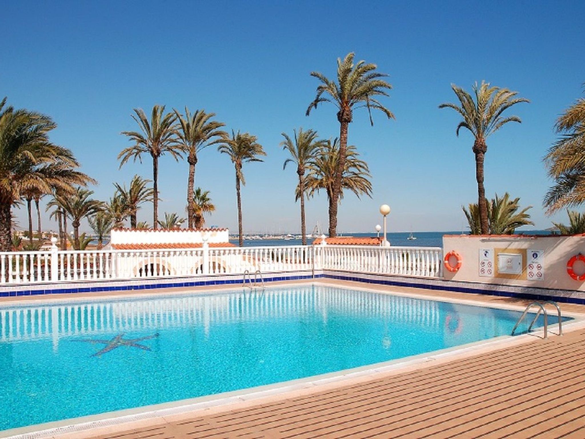 Sfeervol appartement in El Carmoli op 250m van de Middellandse Zee - foto 30