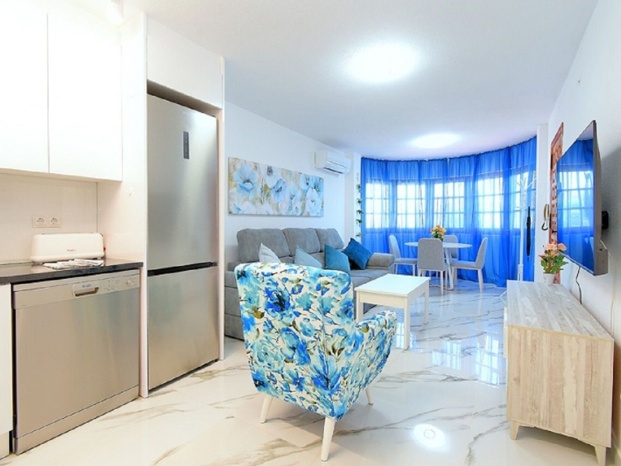 ADELFAS I - 12-Binnen