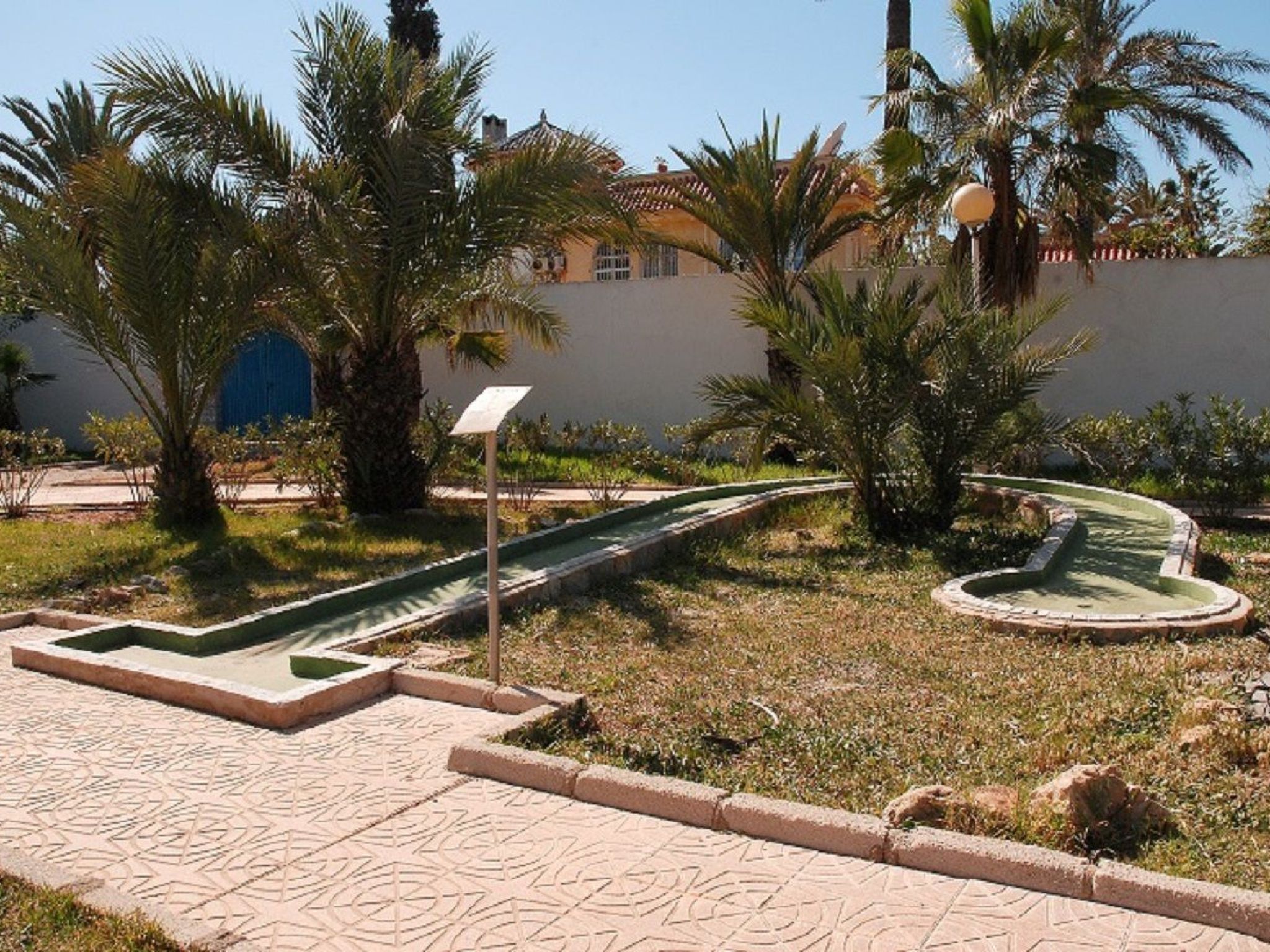 ADELFAS I - 12-Binnen