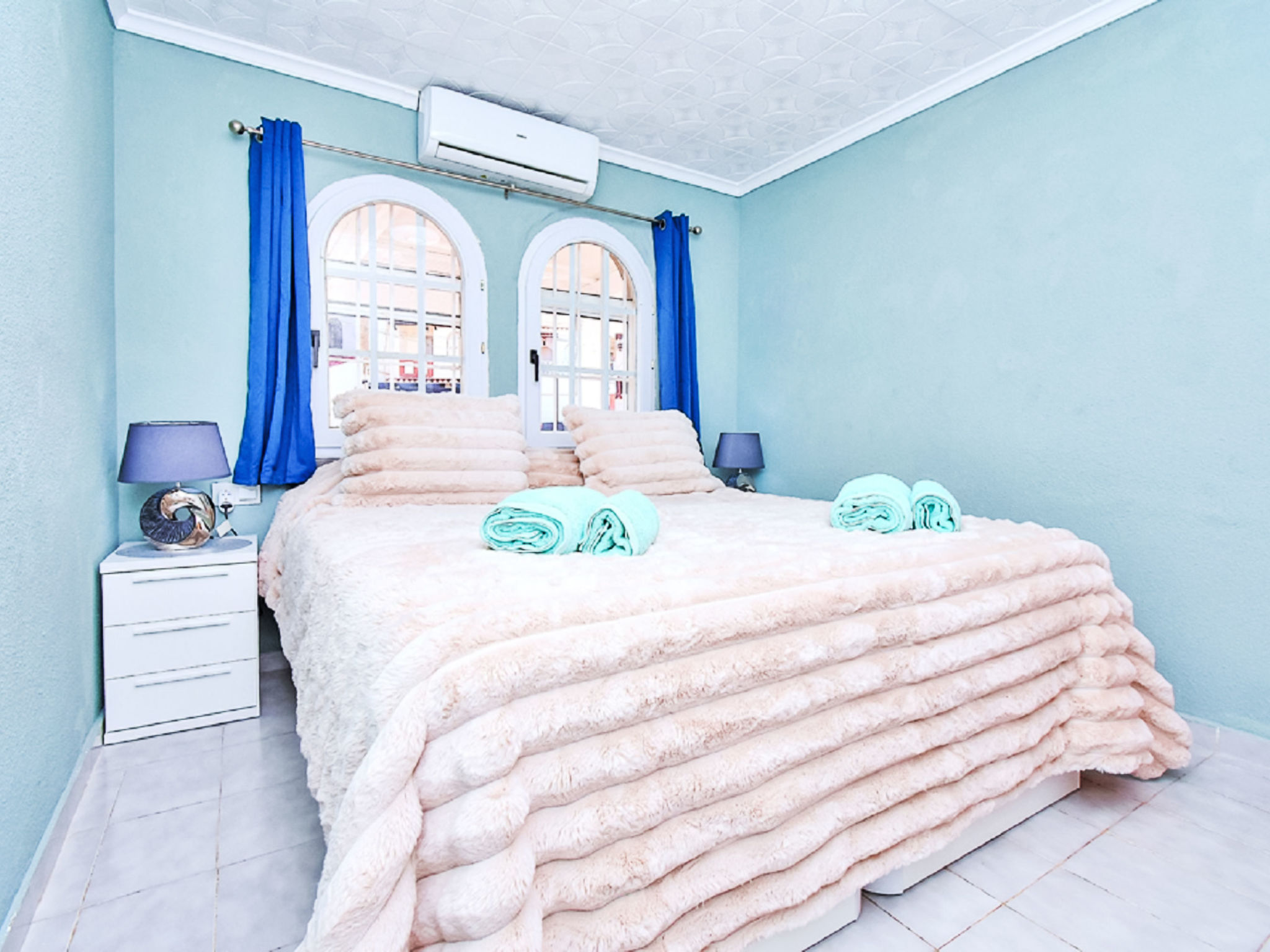 Oasis 10