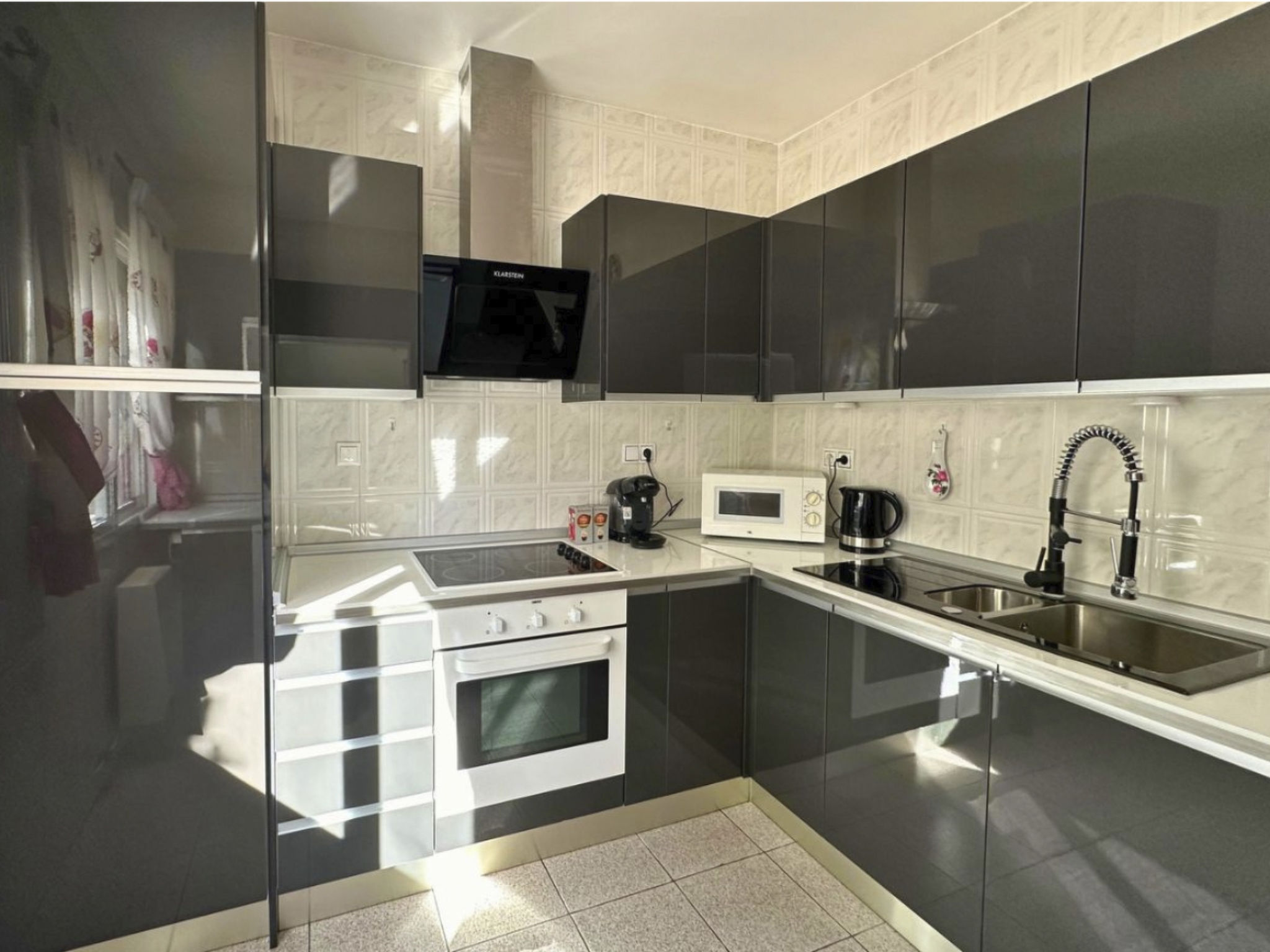 Villa Esmeralda-Binnen