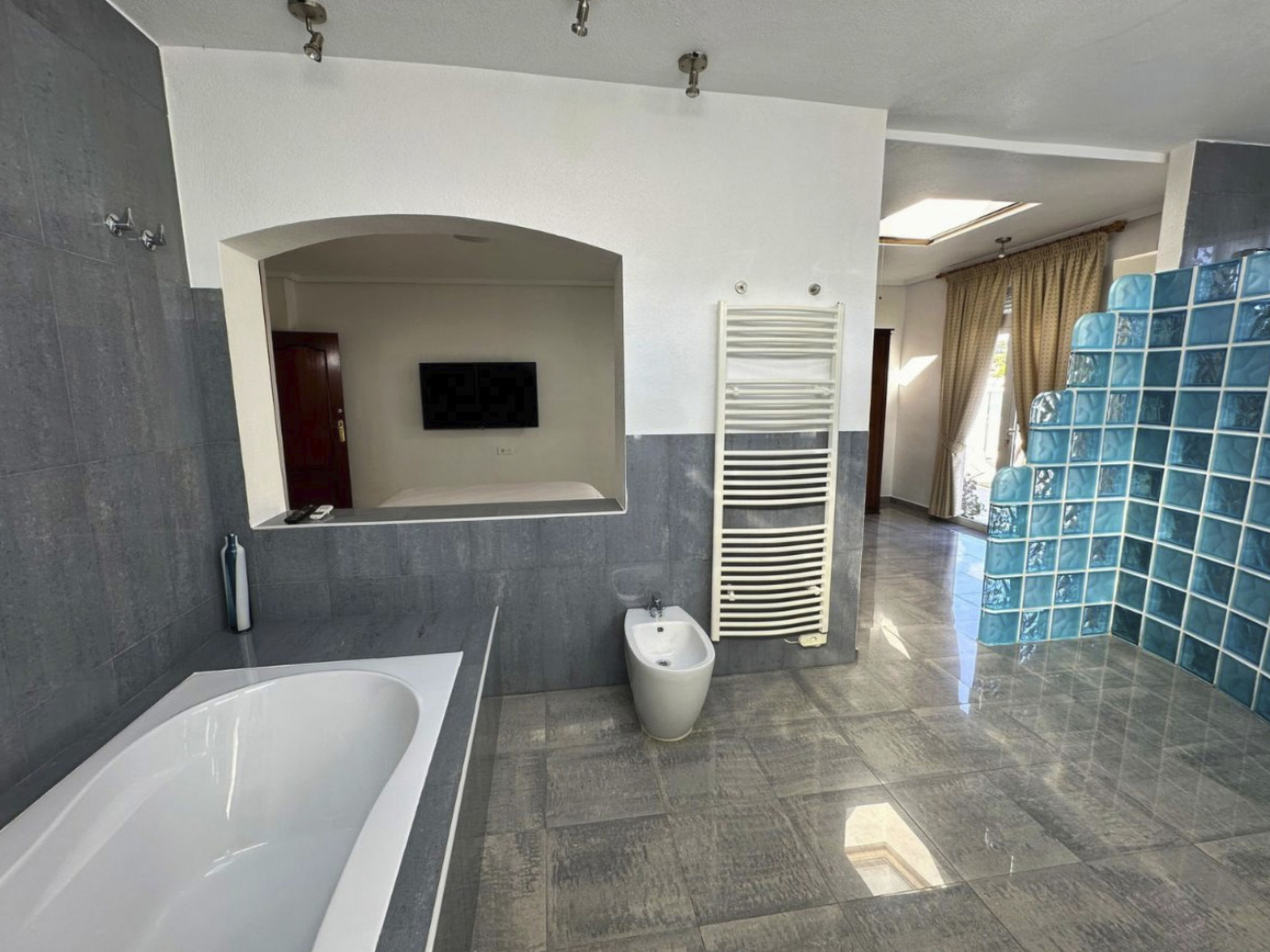 Villa Esmeralda-Binnen