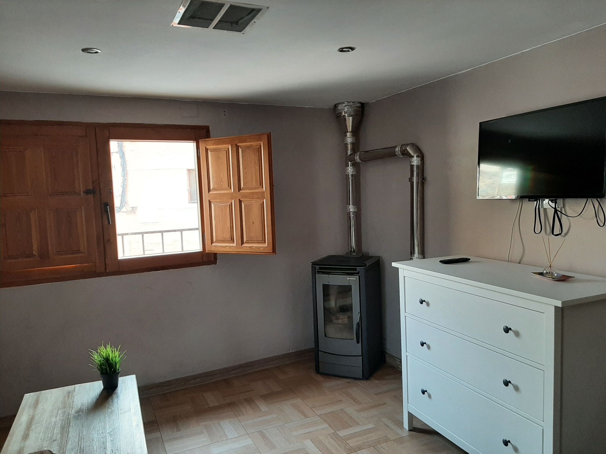 Casa rural hospital del temple-Inside