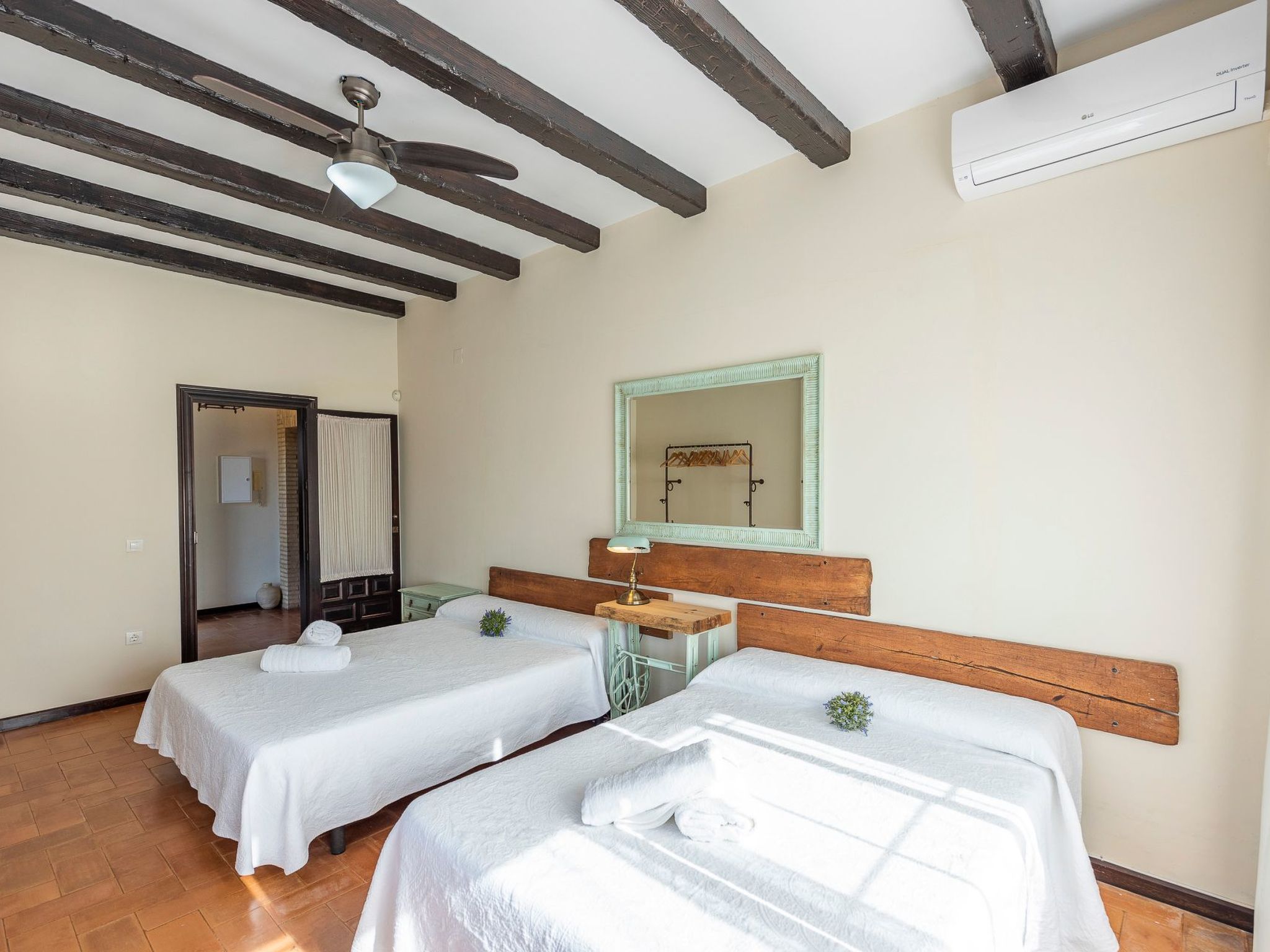 Landhaus La Teja-Dedans