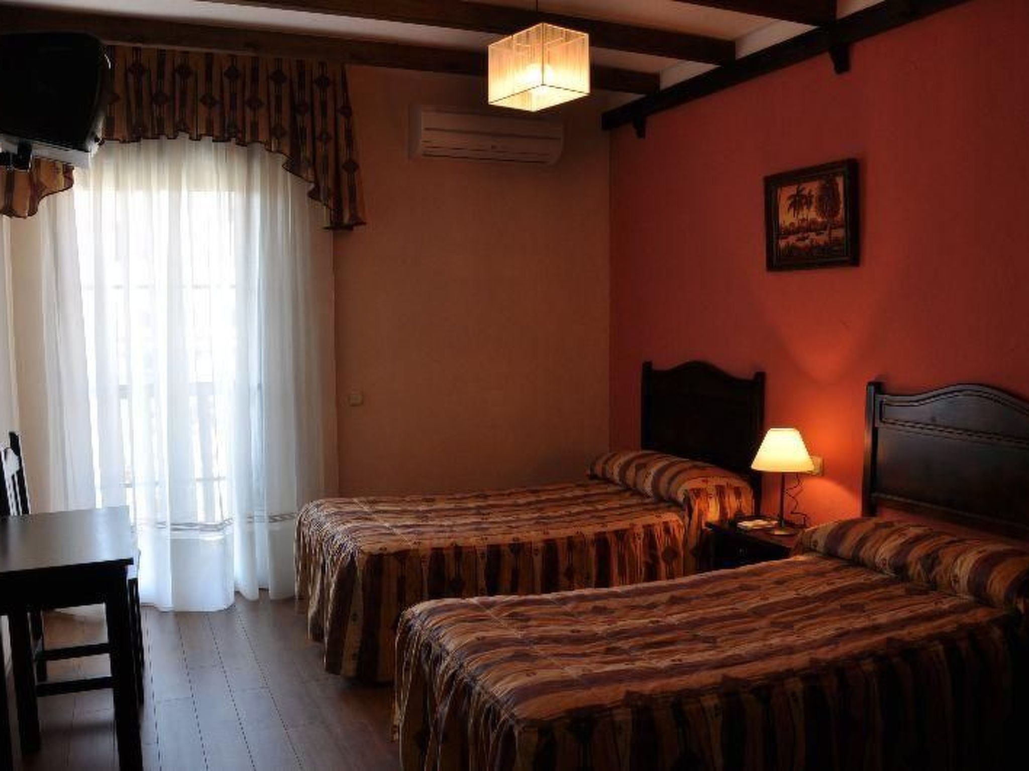 Wohnung in Sotoserrano mit Terrasse und Garten