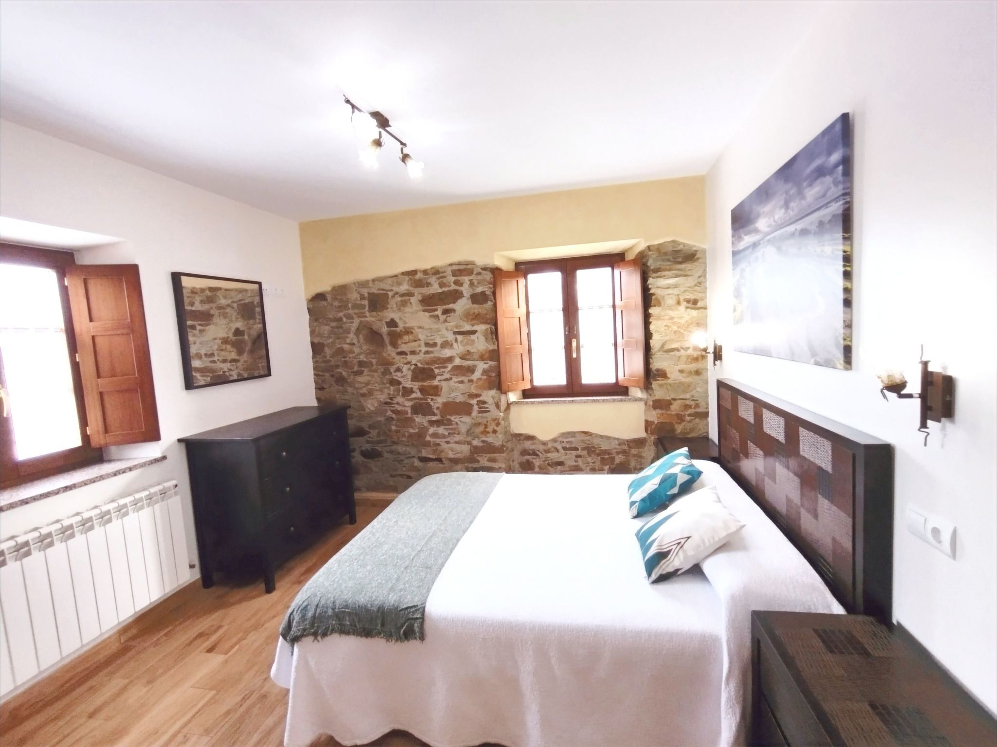 Schönes Duplex mit Aussicht, Pool und Garten-Binnen