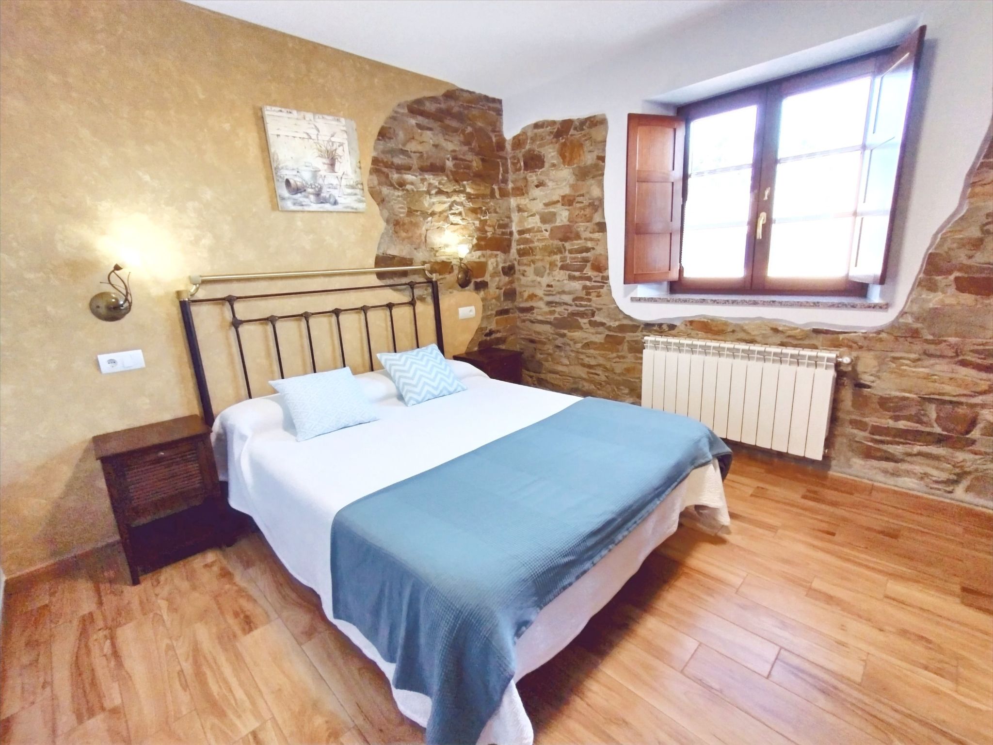 Ländlicher Bauernhof "Apartamentos Navalin 2"-Binnen