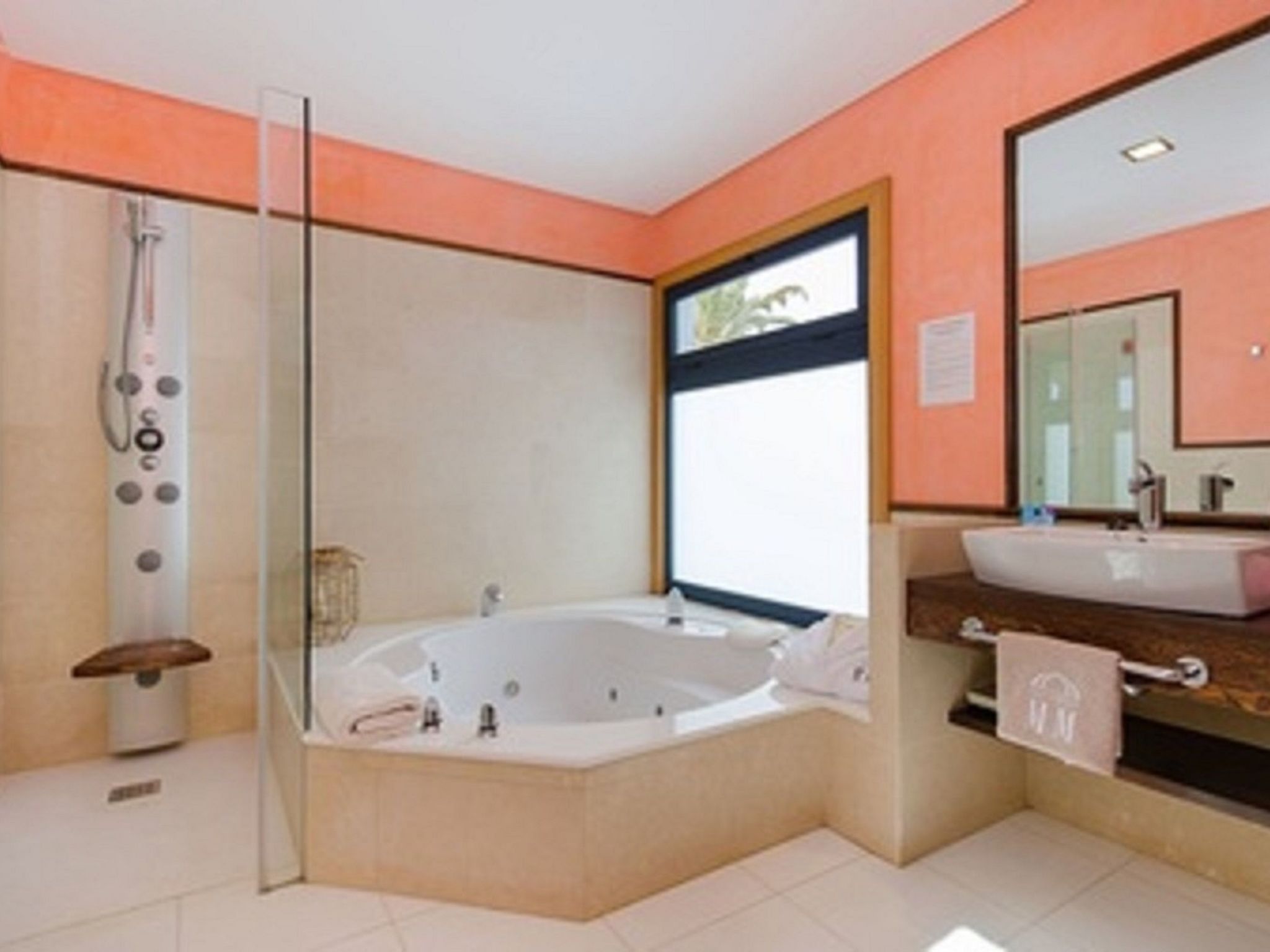 Mamma Mia B Luxus-Villen-Binnen