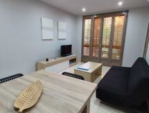 Stadsappartement met balkon in Camarasa, vlakbij het centrum - thumbnail 3