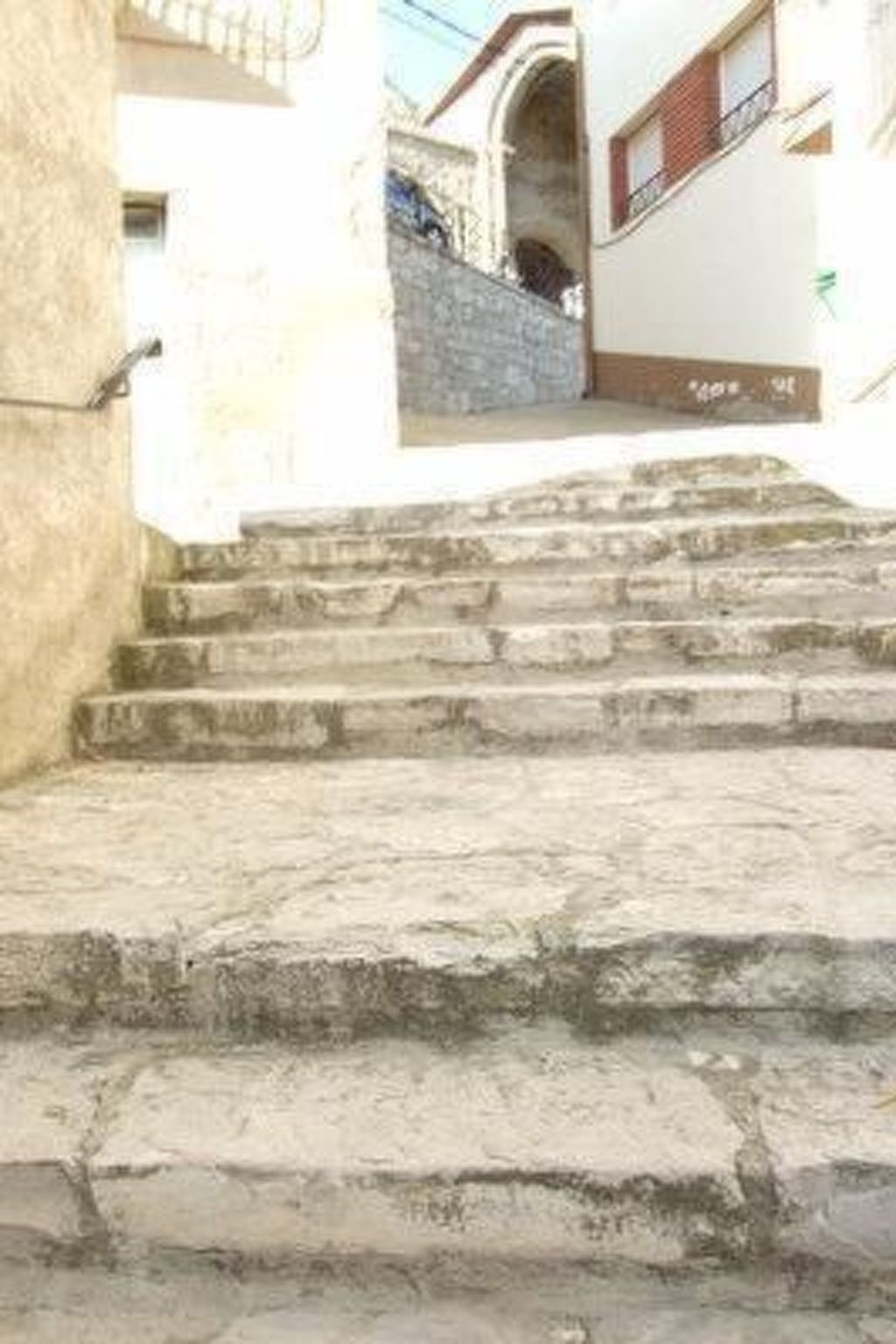 Stadsappartement met balkon in Camarasa, vlakbij het centrum - foto 17