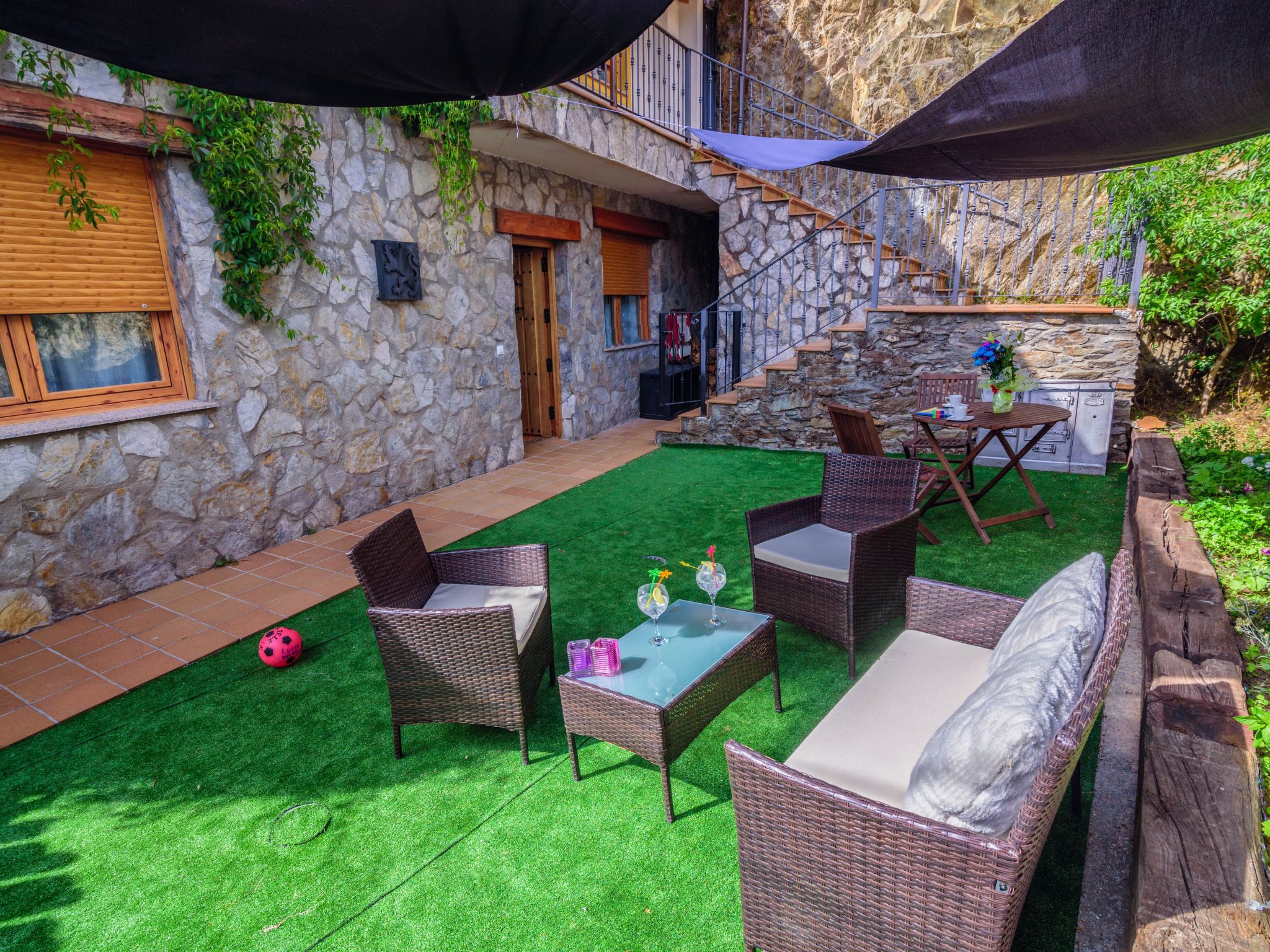 Rural House in the mountain of León-Outside