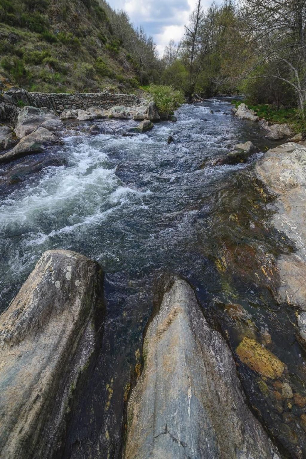 Rural House in the mountain of León-Image-tags.info
