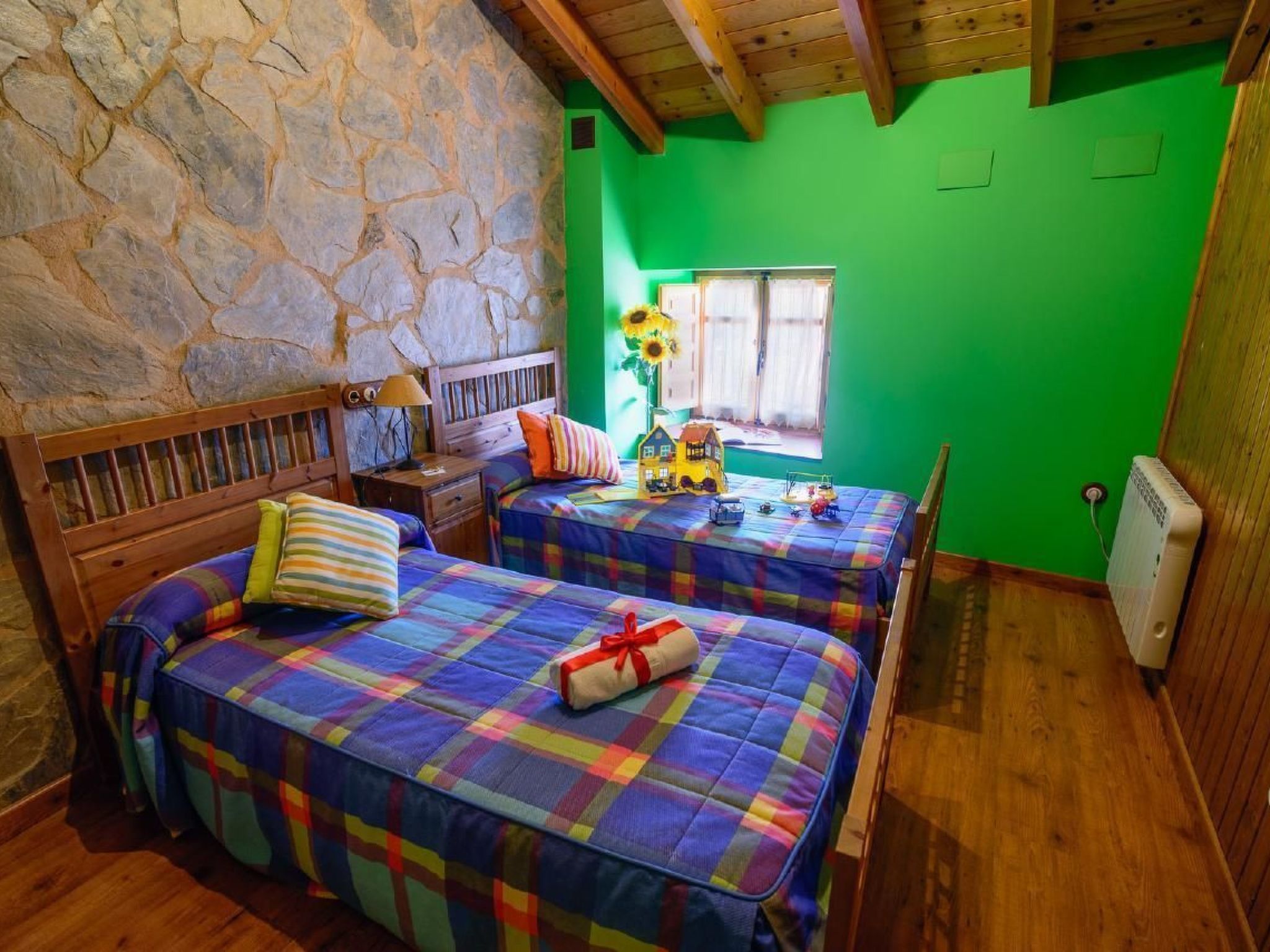 Landhaus im Berg von Leon-Image-tags.info