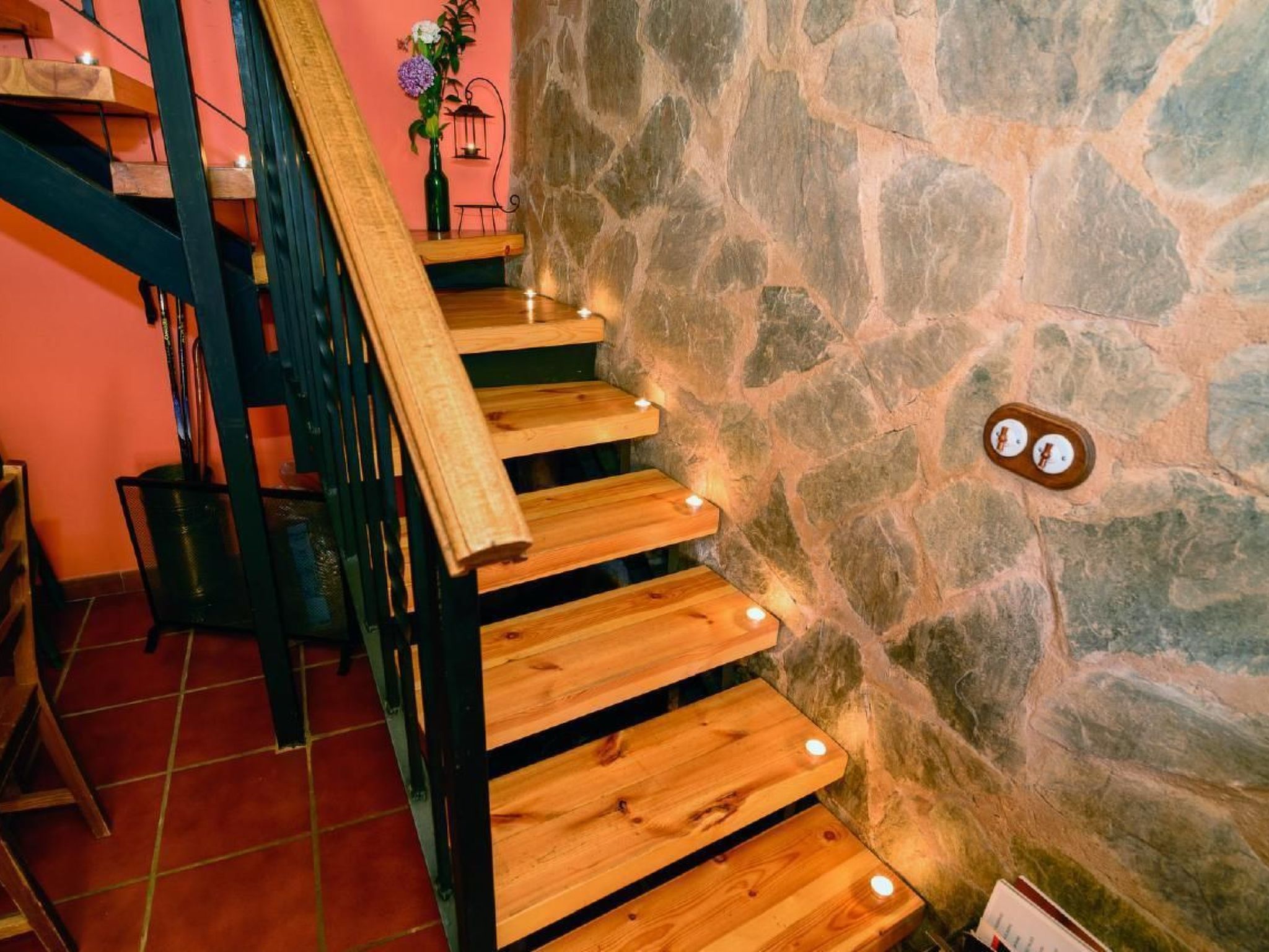 Landhaus im Berg von Leon-Image-tags.info