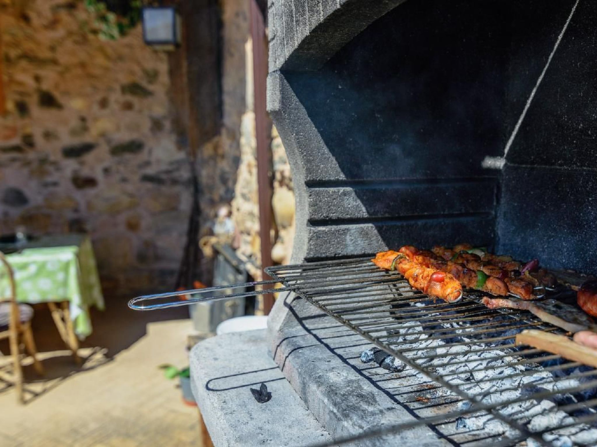 Landhaus im Berg von Leon-Image-tags.info