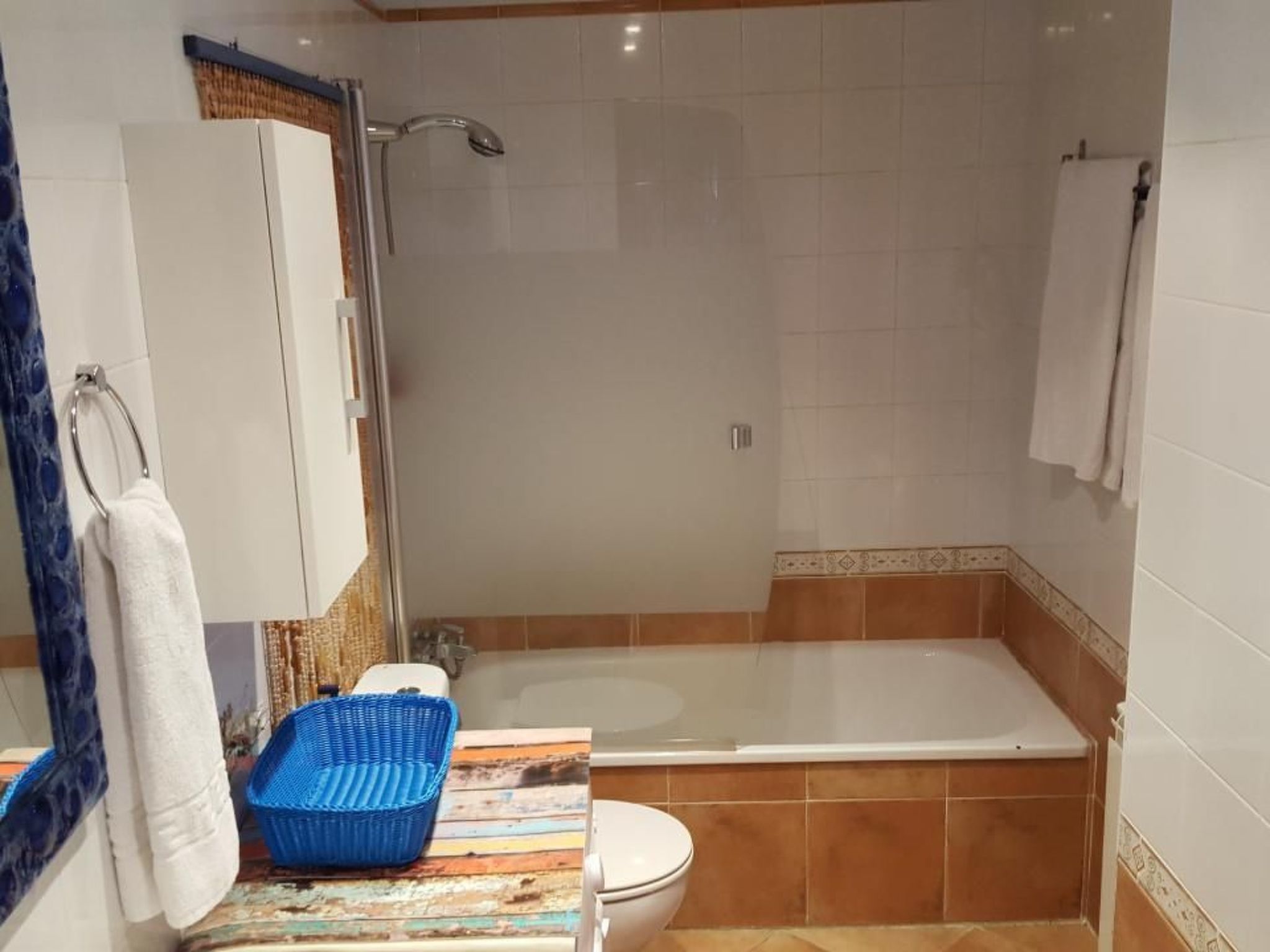 Appartement mit Terrasse-Image-tags.info