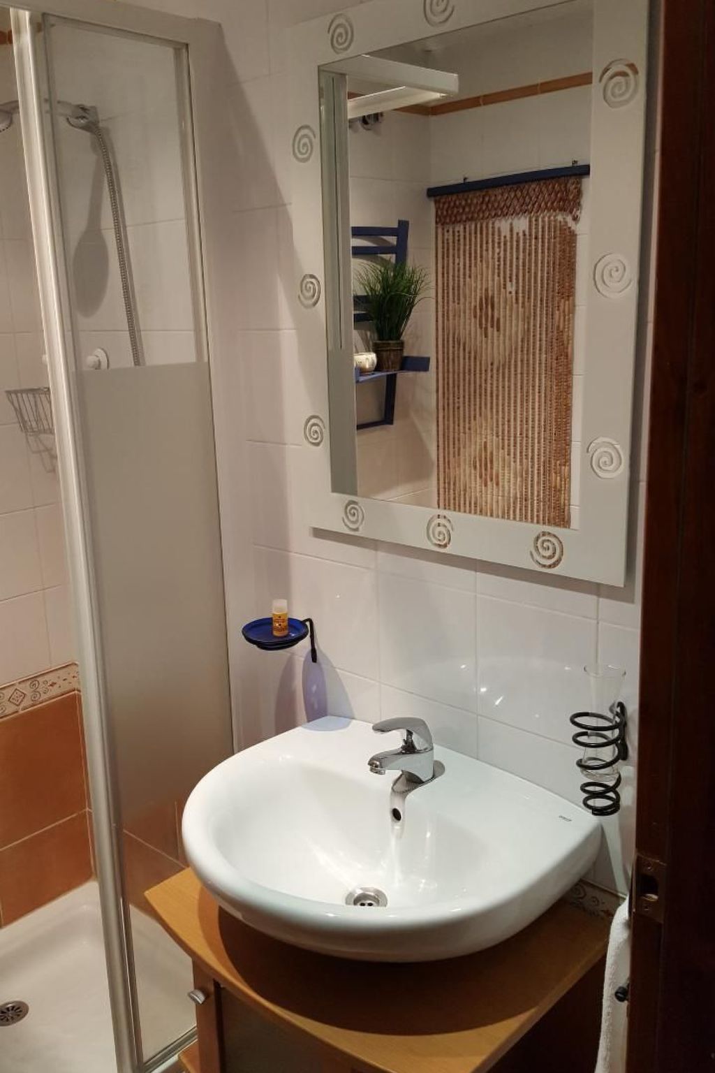 Appartement mit Terrasse-Image-tags.info