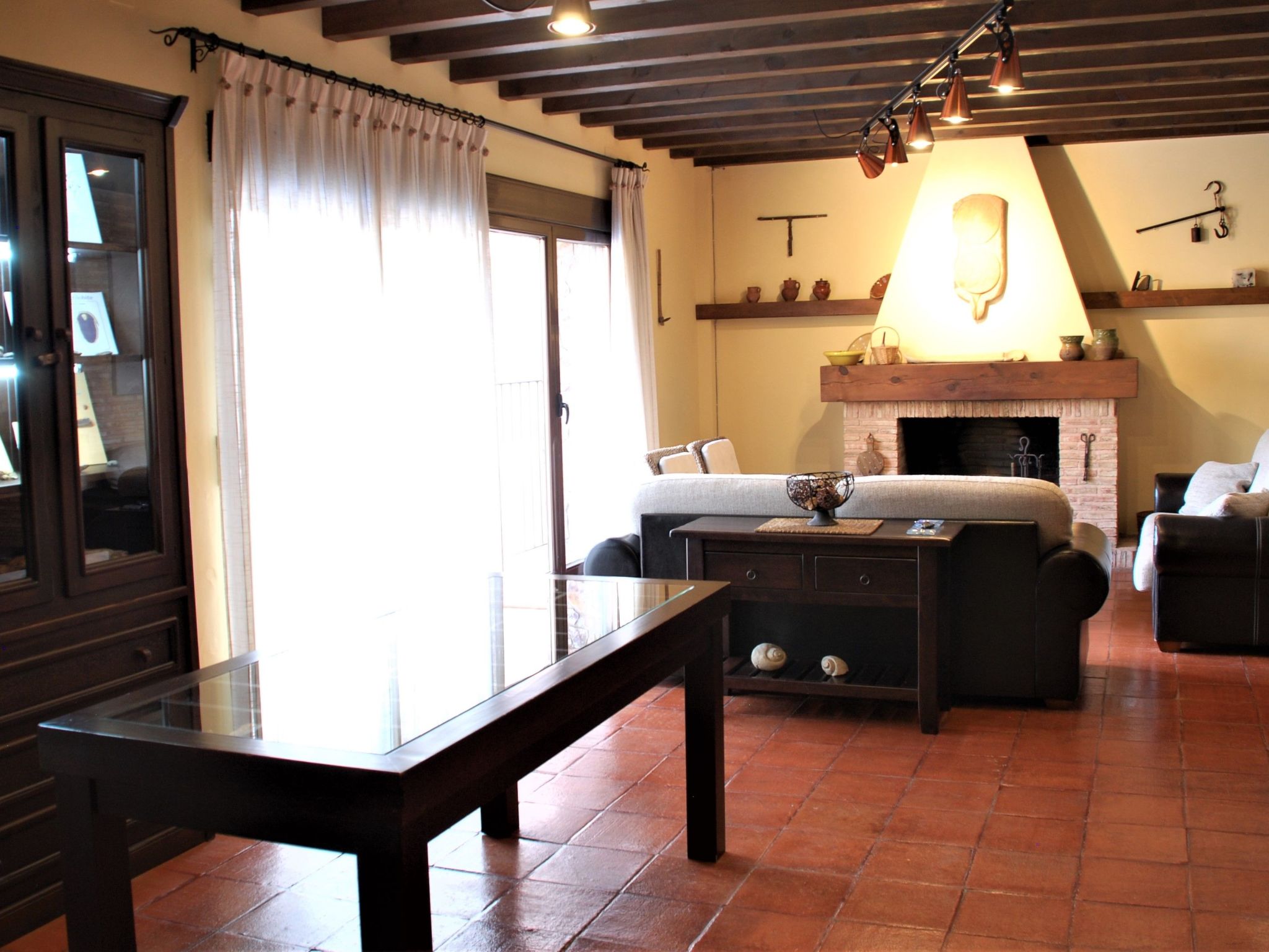 4-Schlafzimmer-Haus mit Schwimmbad-Binnen