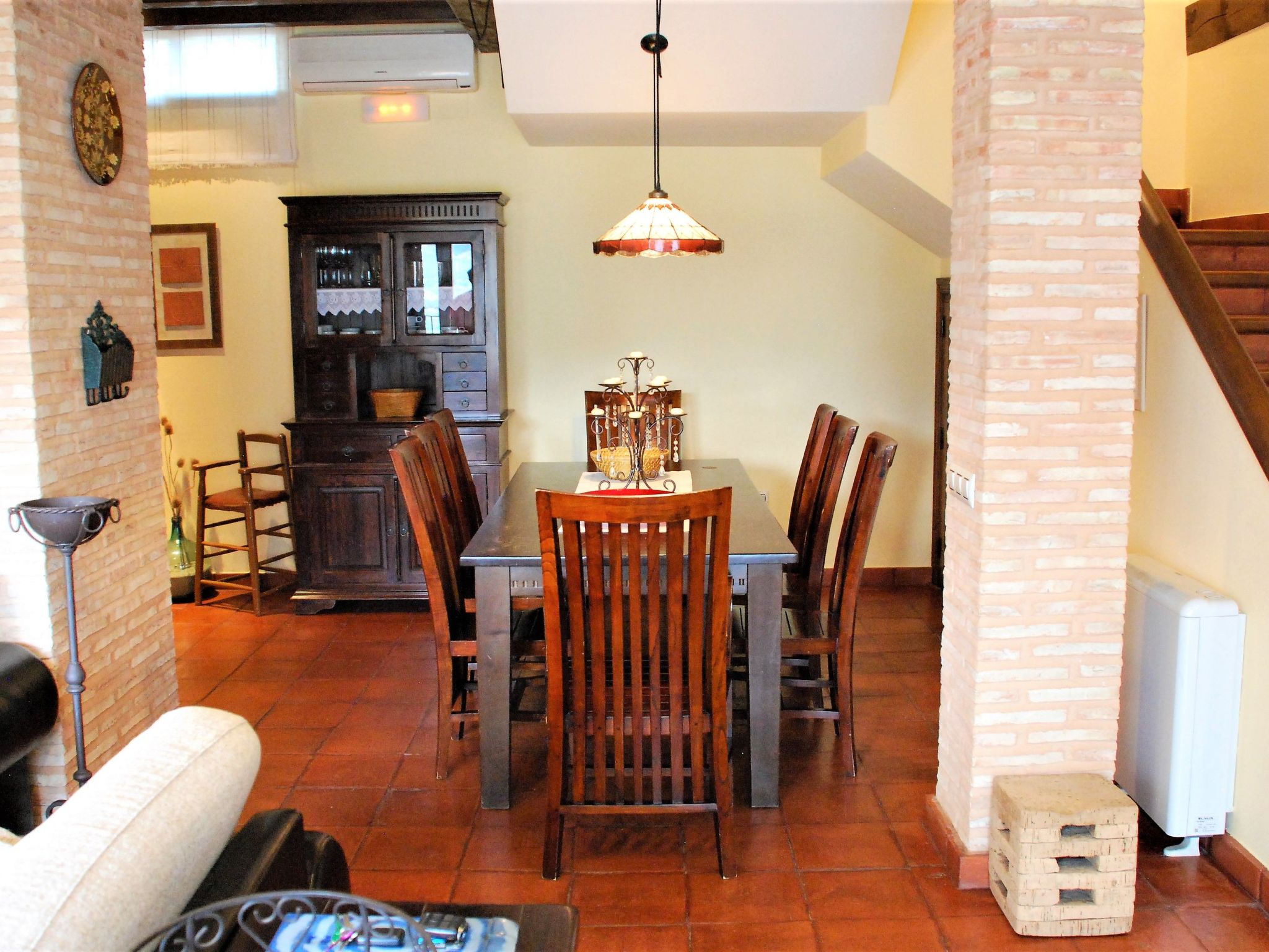 4-Schlafzimmer-Haus mit Schwimmbad-Binnen