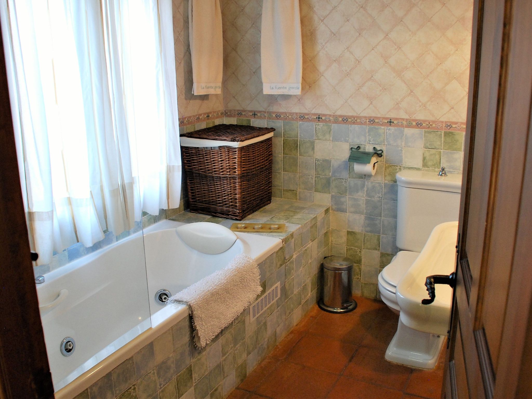 4-Schlafzimmer-Haus mit Schwimmbad-Binnen