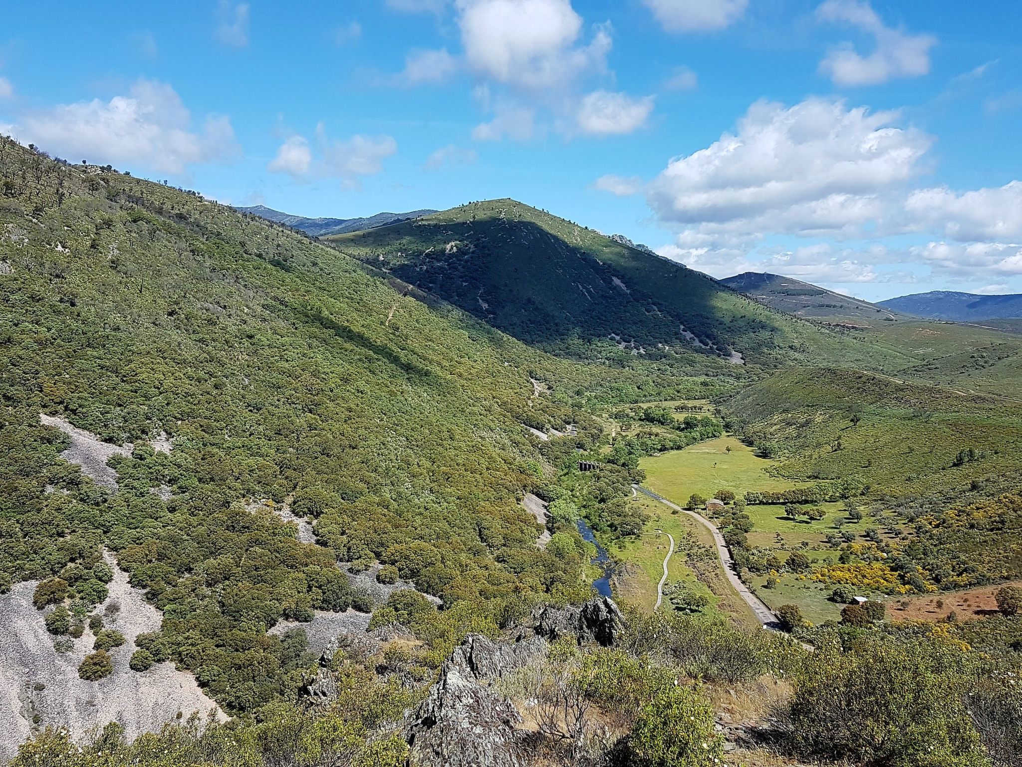 4-Schlafzimmer-Haus mit Schwimmbad-Binnen