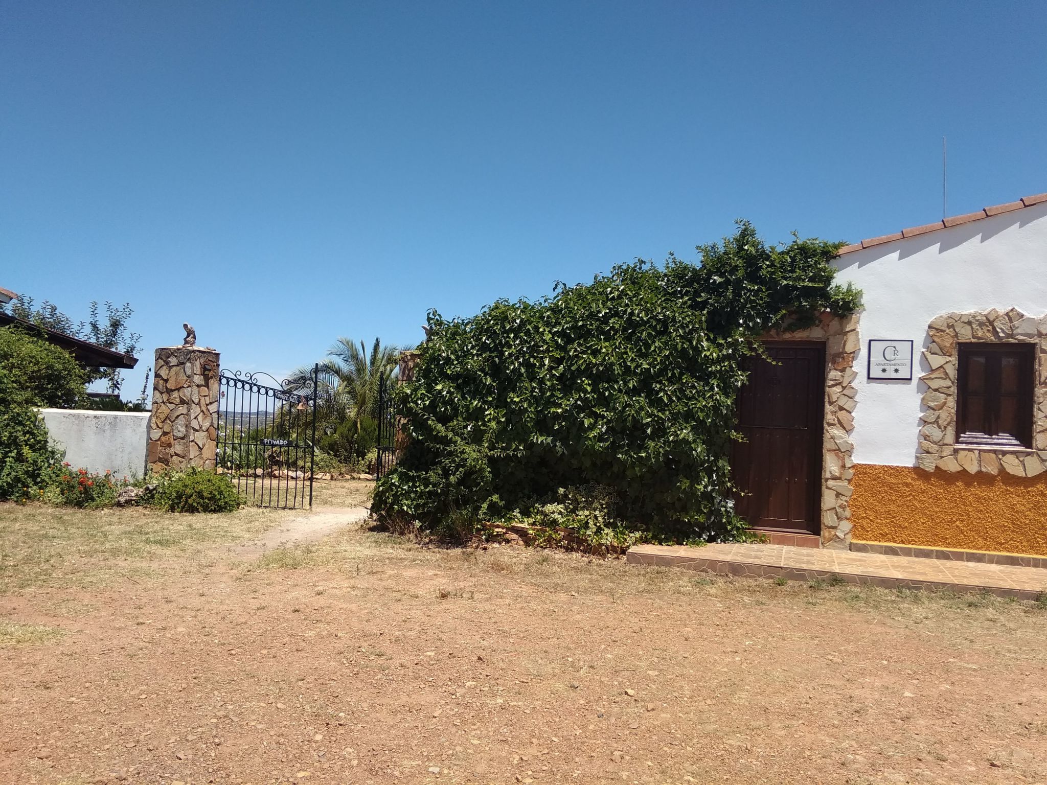 Finca El Chorrillo Studio-Image-tags.info