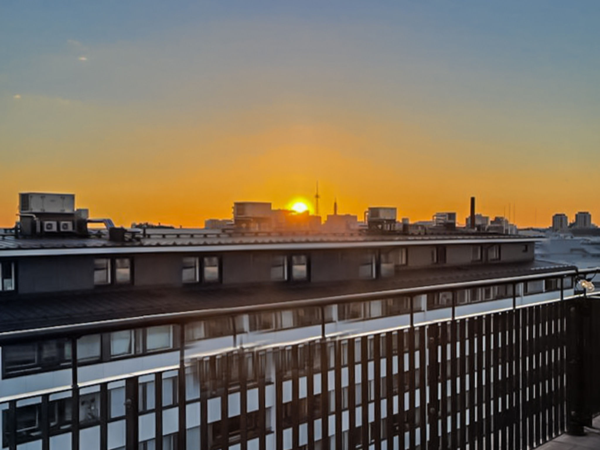 Helsinki rooftop - Binnen