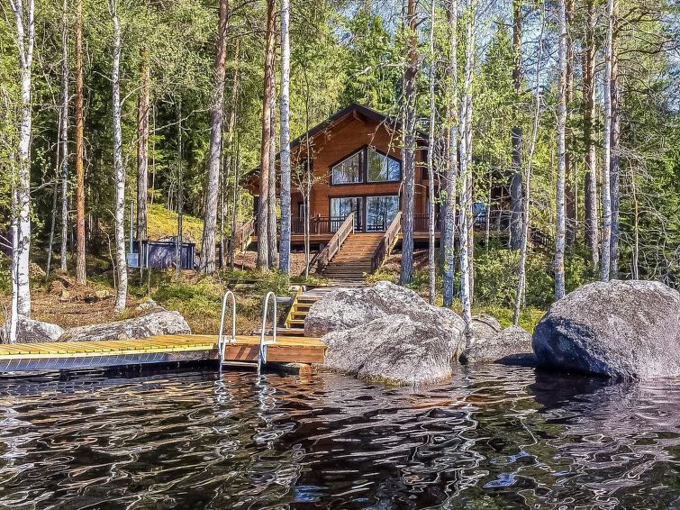 8-persoons vakantiehuis aan het meer in Ähtäri