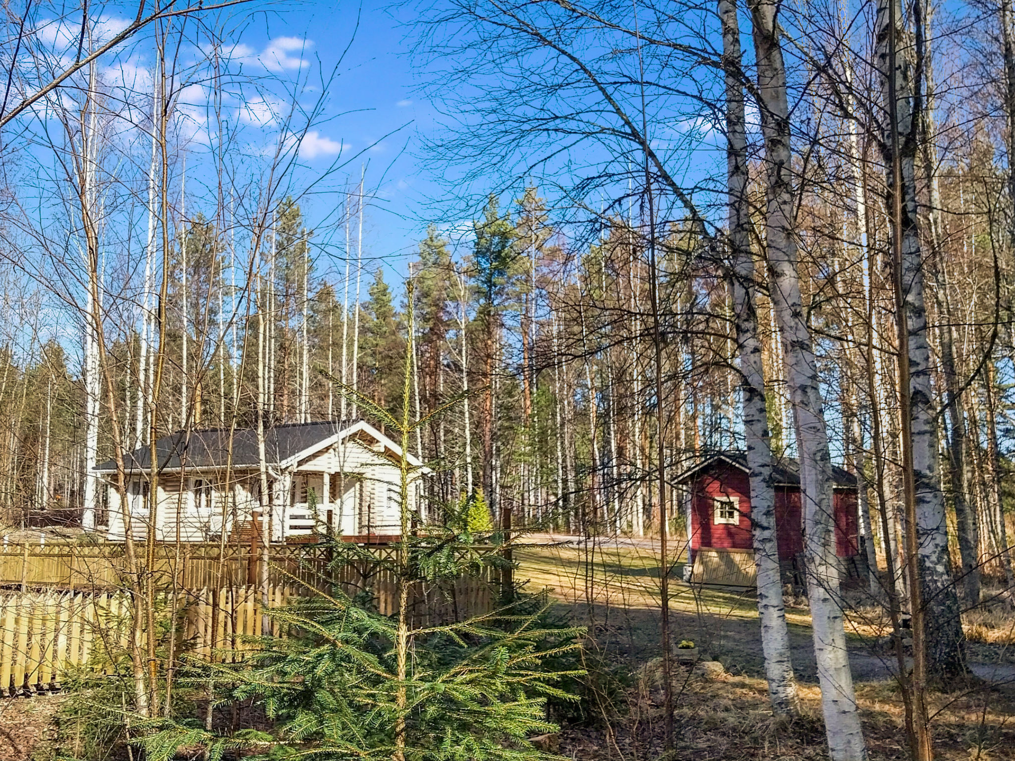 Kesäniitty - Binnen