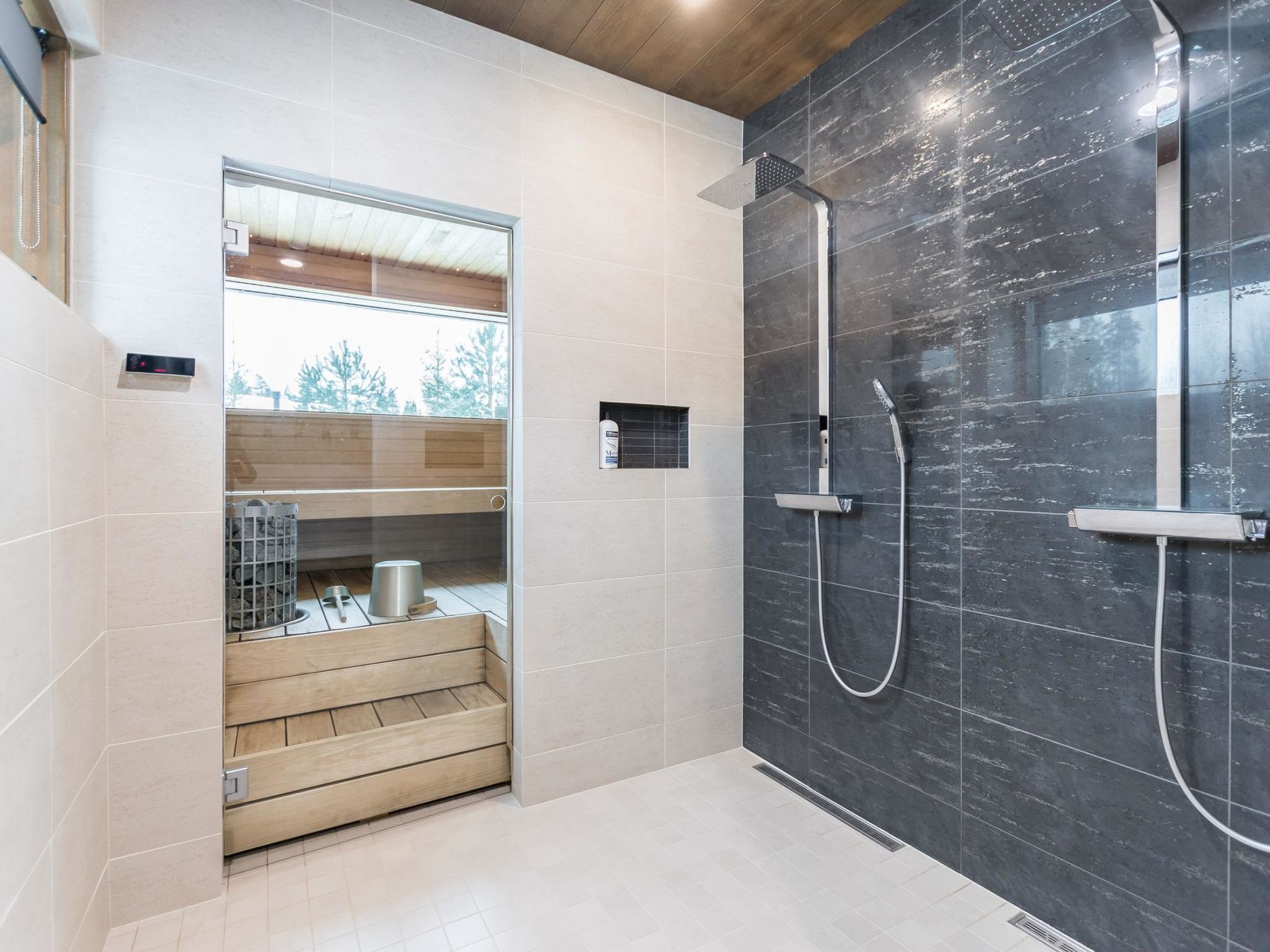 Naava kaarna spa-Binnen