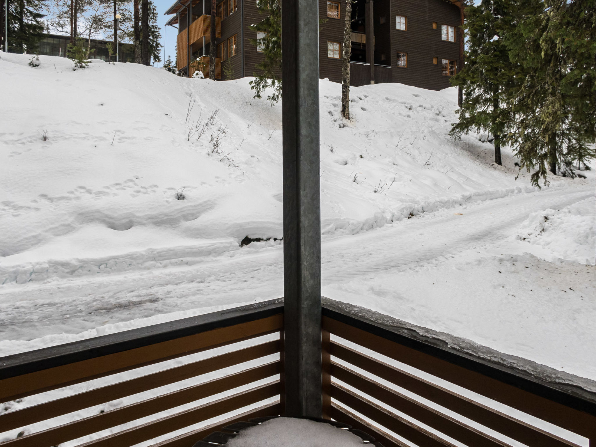 Karhunvartijan linna b11 - Binnen