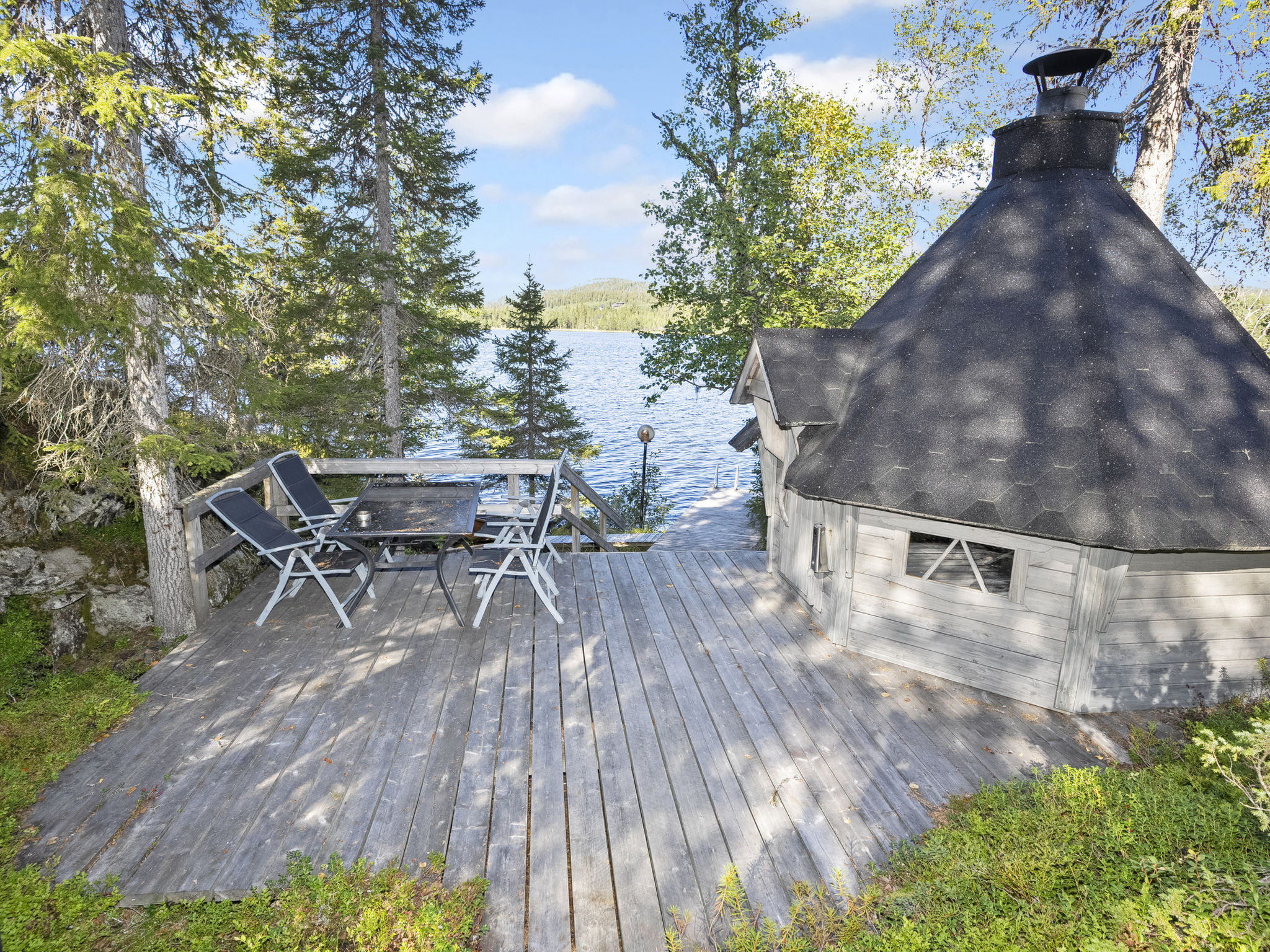 Villa vuosselinjärvi - Binnen