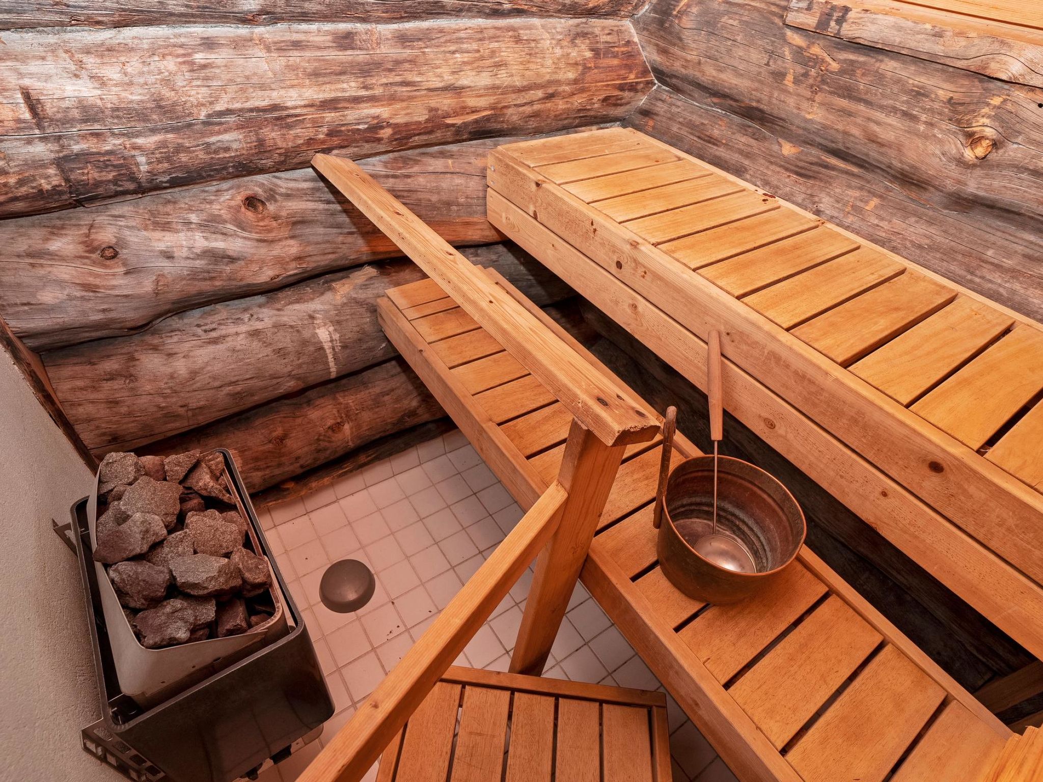 Photo of Rukanlumous 1